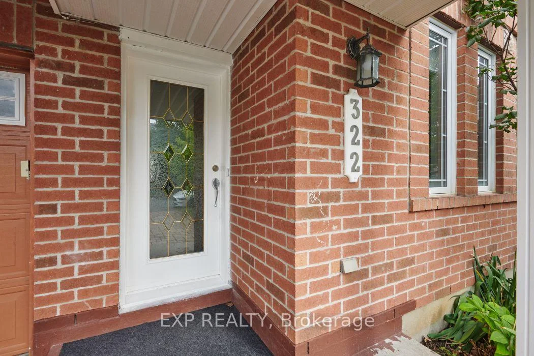 Photo 4 of 322 Foxridge Way, Ottawa, Barrhaven - Strandherd — HOMEH