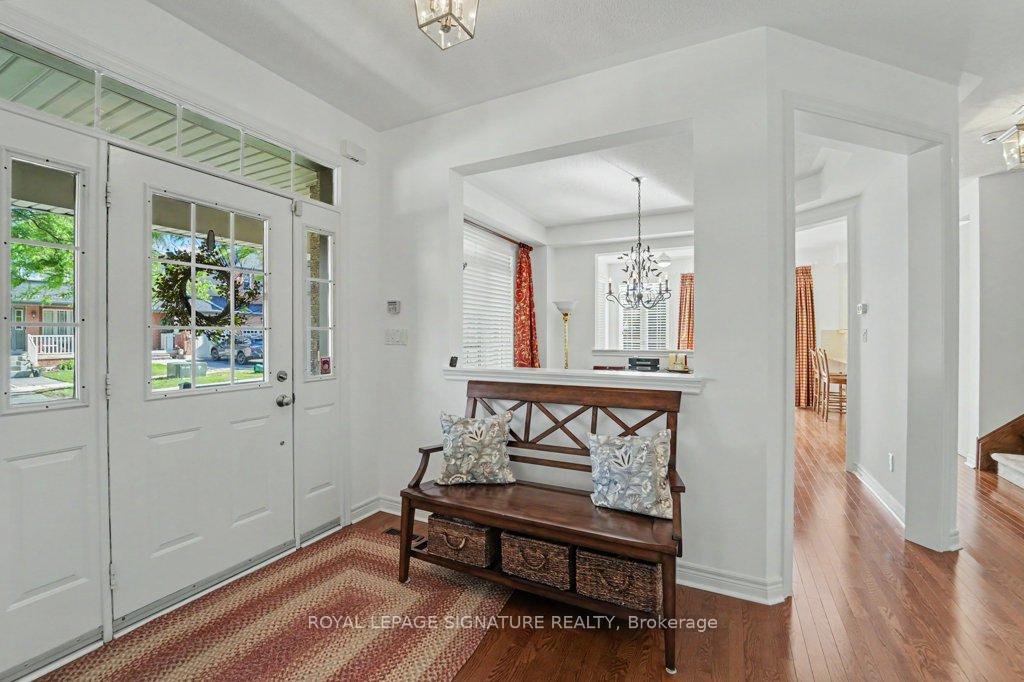 Photo 10 of 22 Ulson Drive, Richmond Hill, Oak Ridges — HOMEH