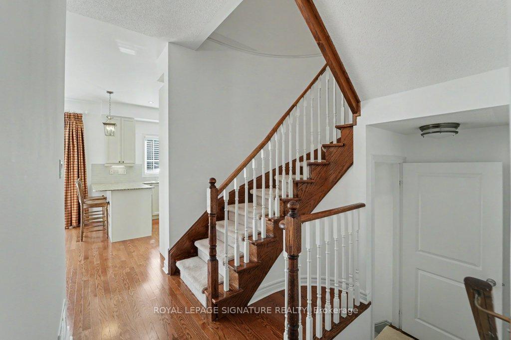 Photo 12 of 22 Ulson Drive, Richmond Hill, Oak Ridges — HOMEH