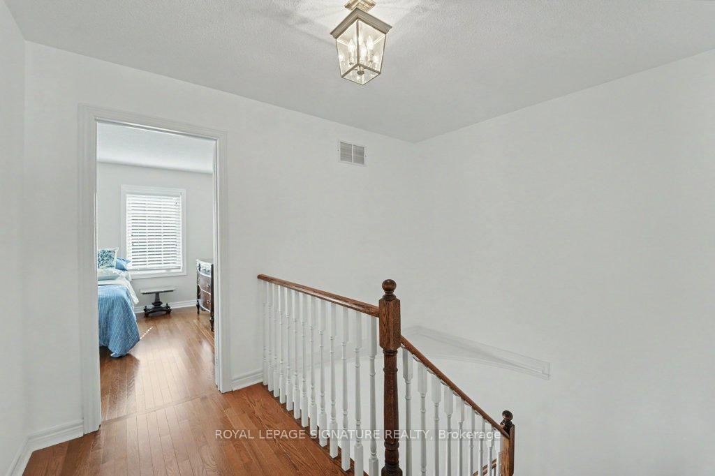 Photo 23 of 22 Ulson Drive, Richmond Hill, Oak Ridges — HOMEH