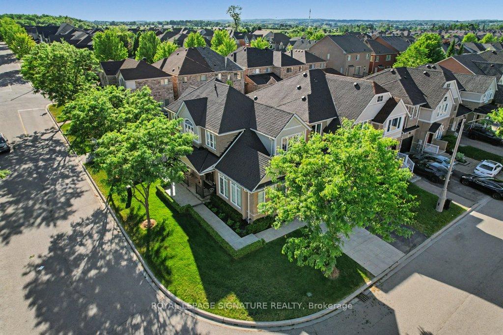 Photo 50 of 22 Ulson Drive, Richmond Hill, Oak Ridges — HOMEH