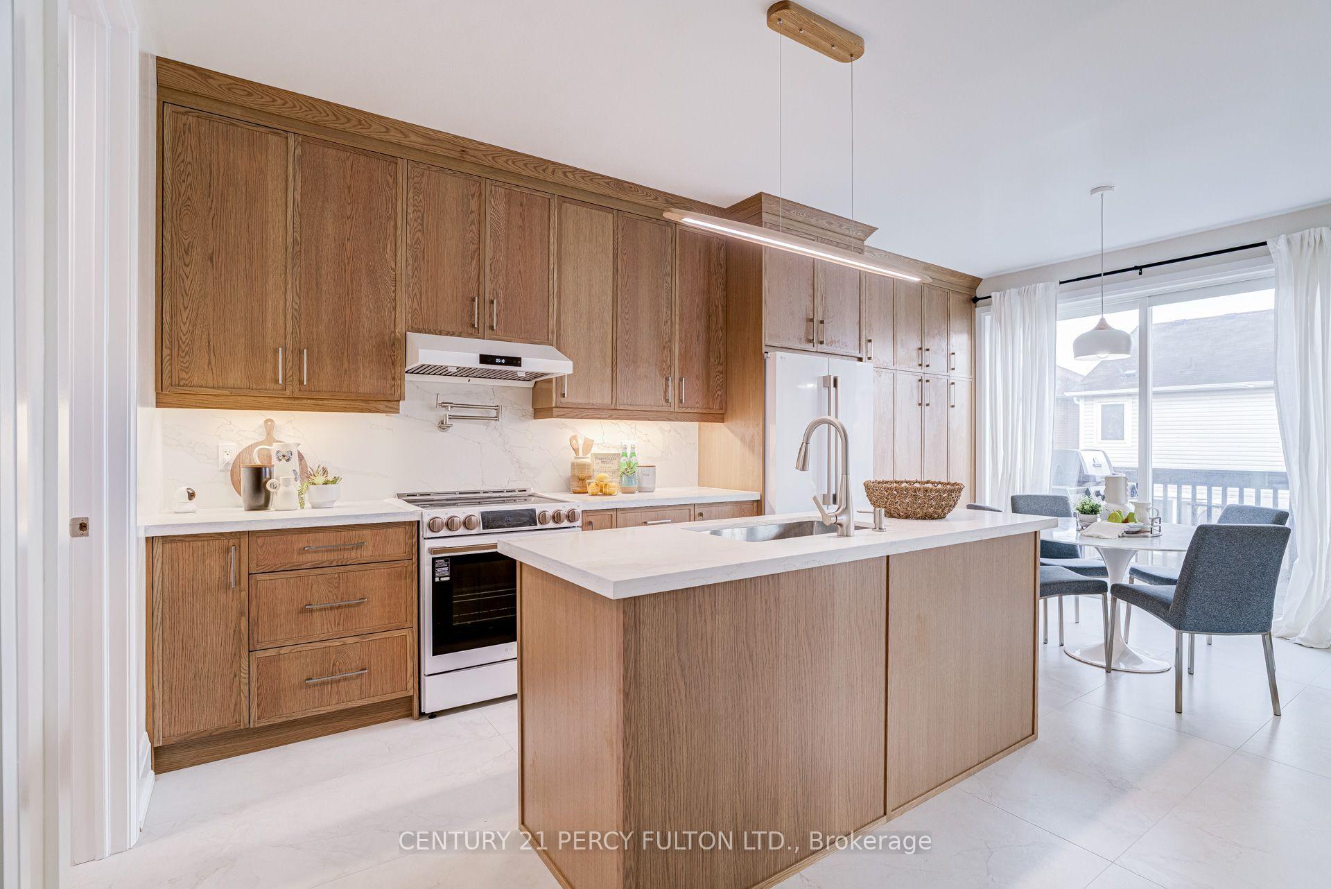 Photo 8 of 1825 Parkhurst Crescent, Pickering, Duffin Heights — HOMEH