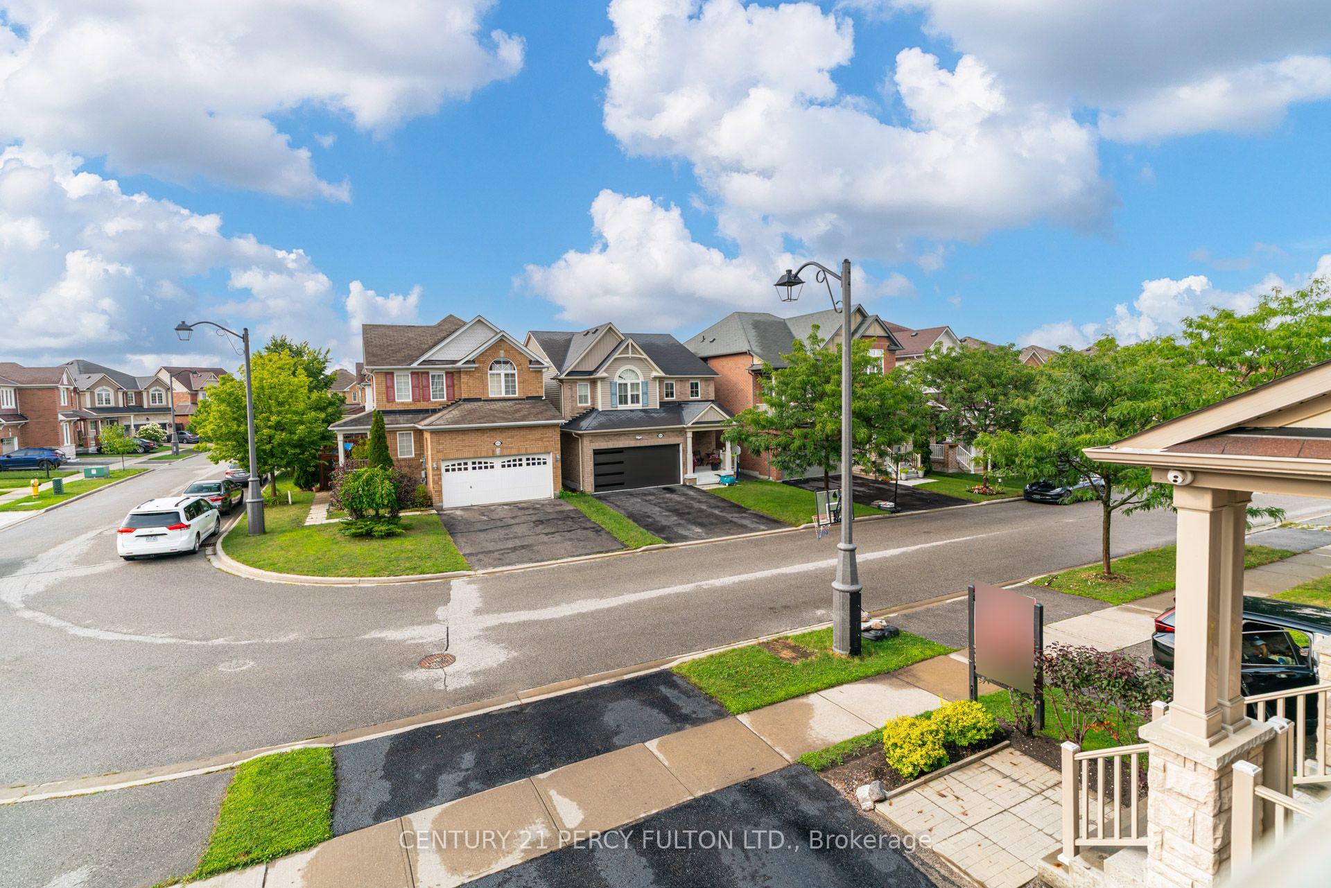 Photo 21 of 1825 Parkhurst Crescent, Pickering, Duffin Heights — HOMEH