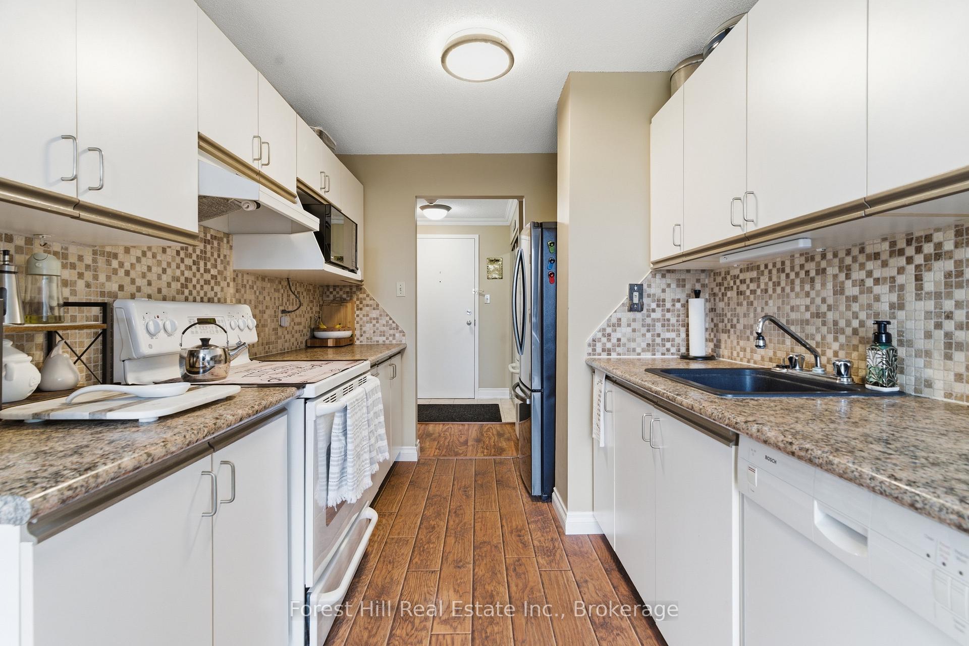 Photo 7 of Unit 402, 55 Blue Springs Drive, Waterloo, Colonial Acres — HOMEH