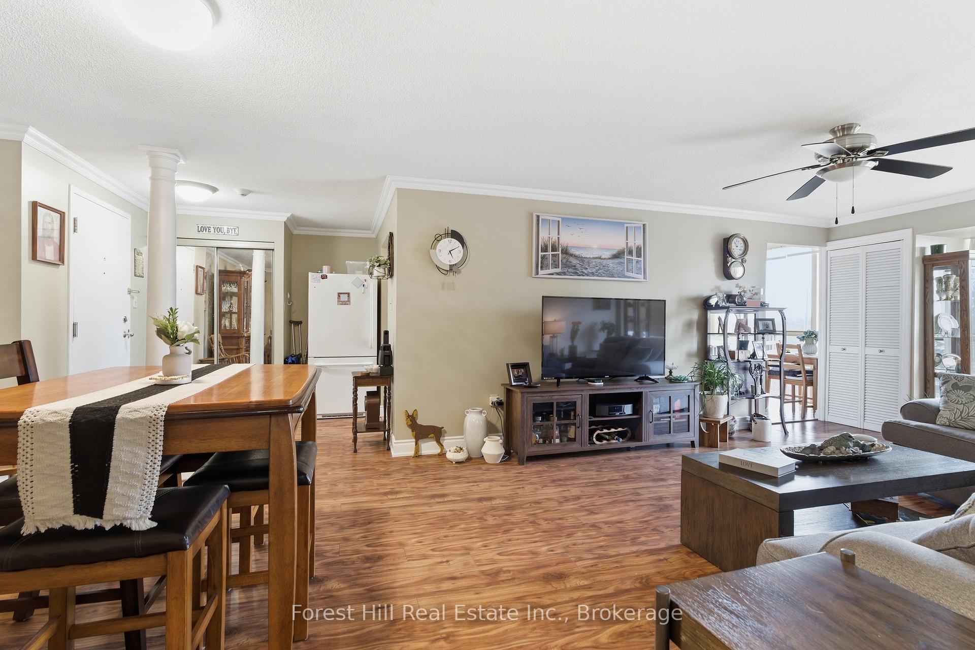 Photo 13 of Unit 402, 55 Blue Springs Drive, Waterloo, Colonial Acres — HOMEH