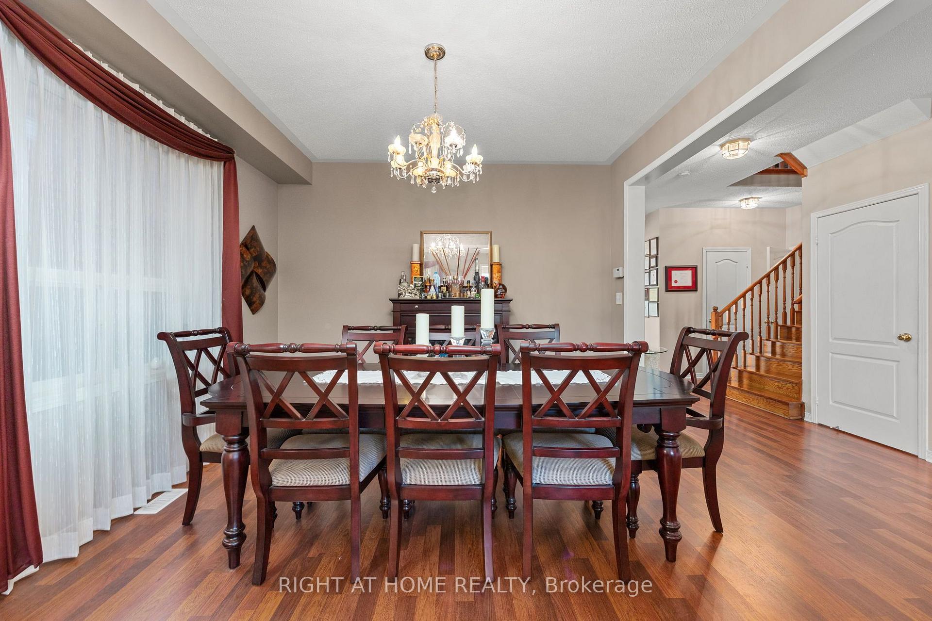 Photo 7 of 13 Cassinway Road, Brampton, Sandringham-Wellington — HOMEH