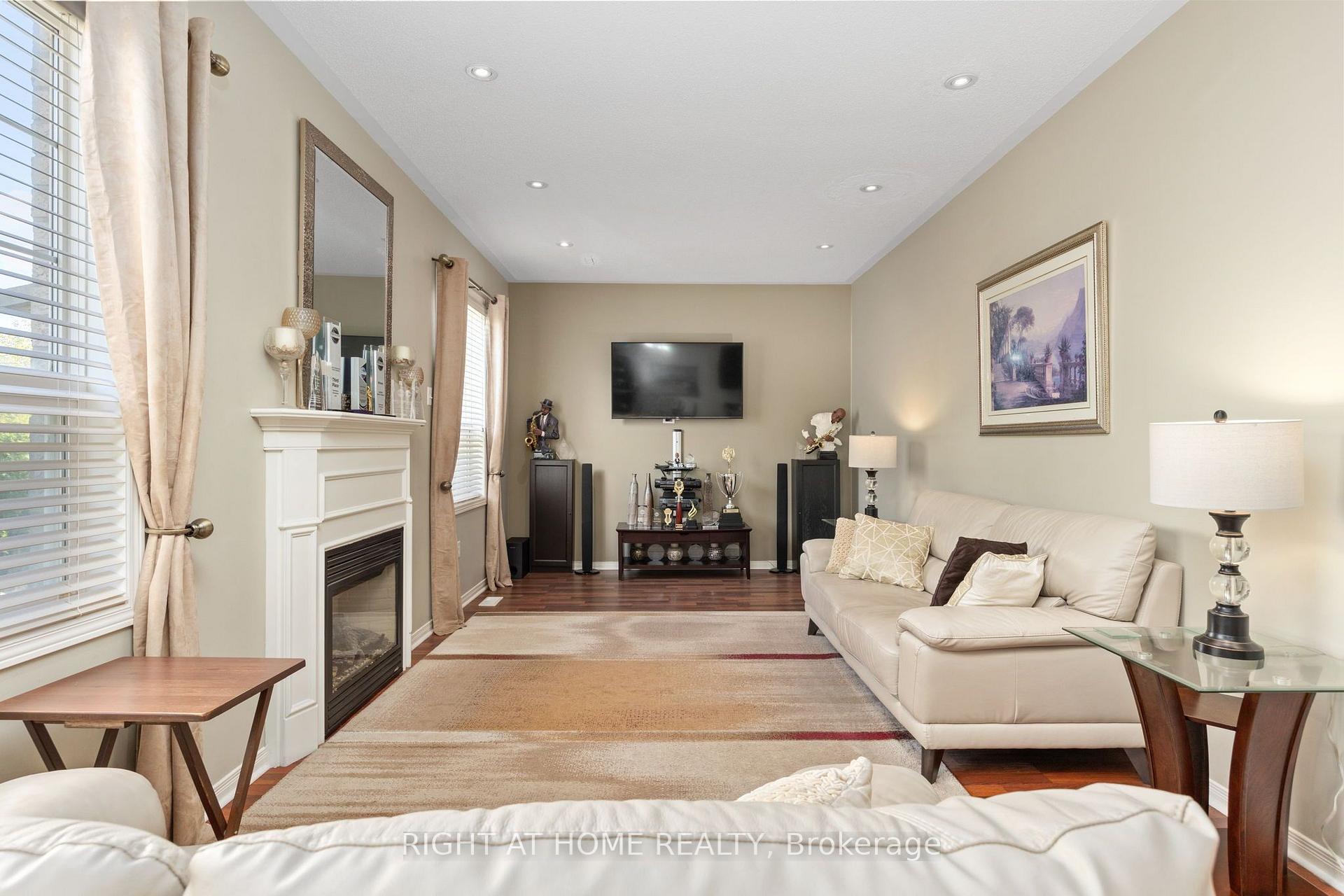 Photo 12 of 13 Cassinway Road, Brampton, Sandringham-Wellington — HOMEH