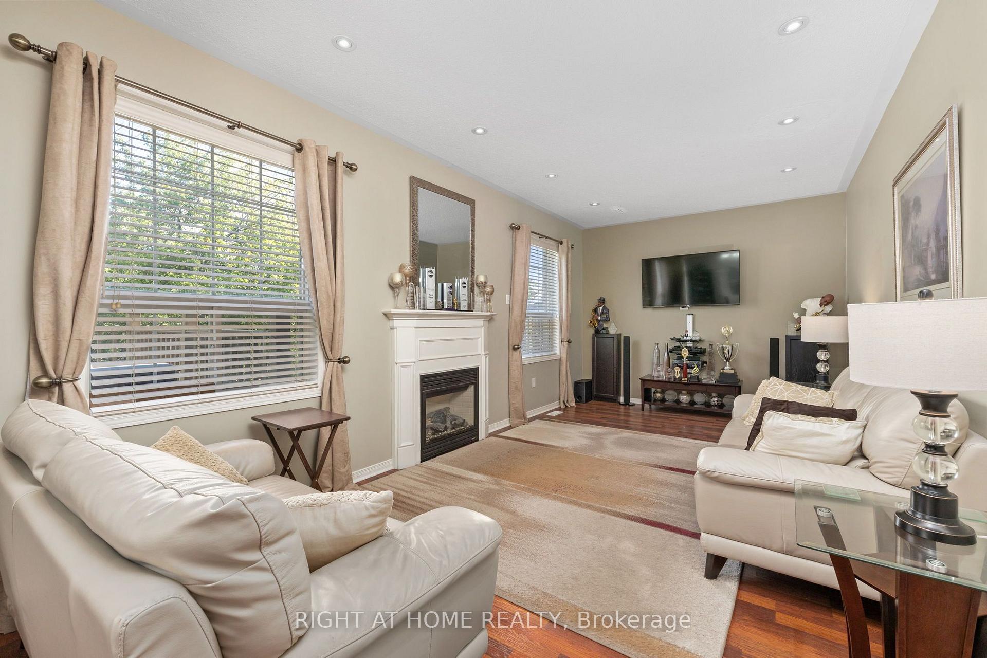 Photo 13 of 13 Cassinway Road, Brampton, Sandringham-Wellington — HOMEH