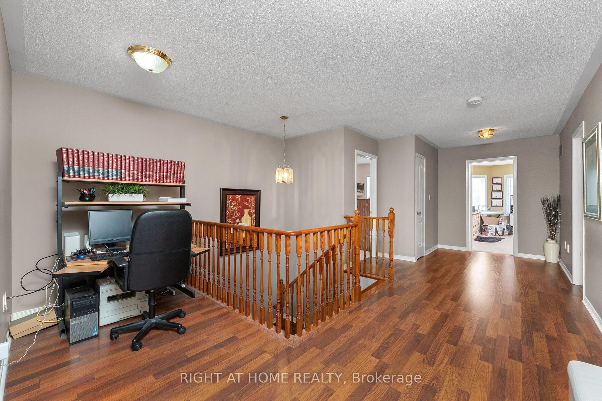Photo 15 of 13 Cassinway Road, Brampton, Sandringham-Wellington — HOMEH