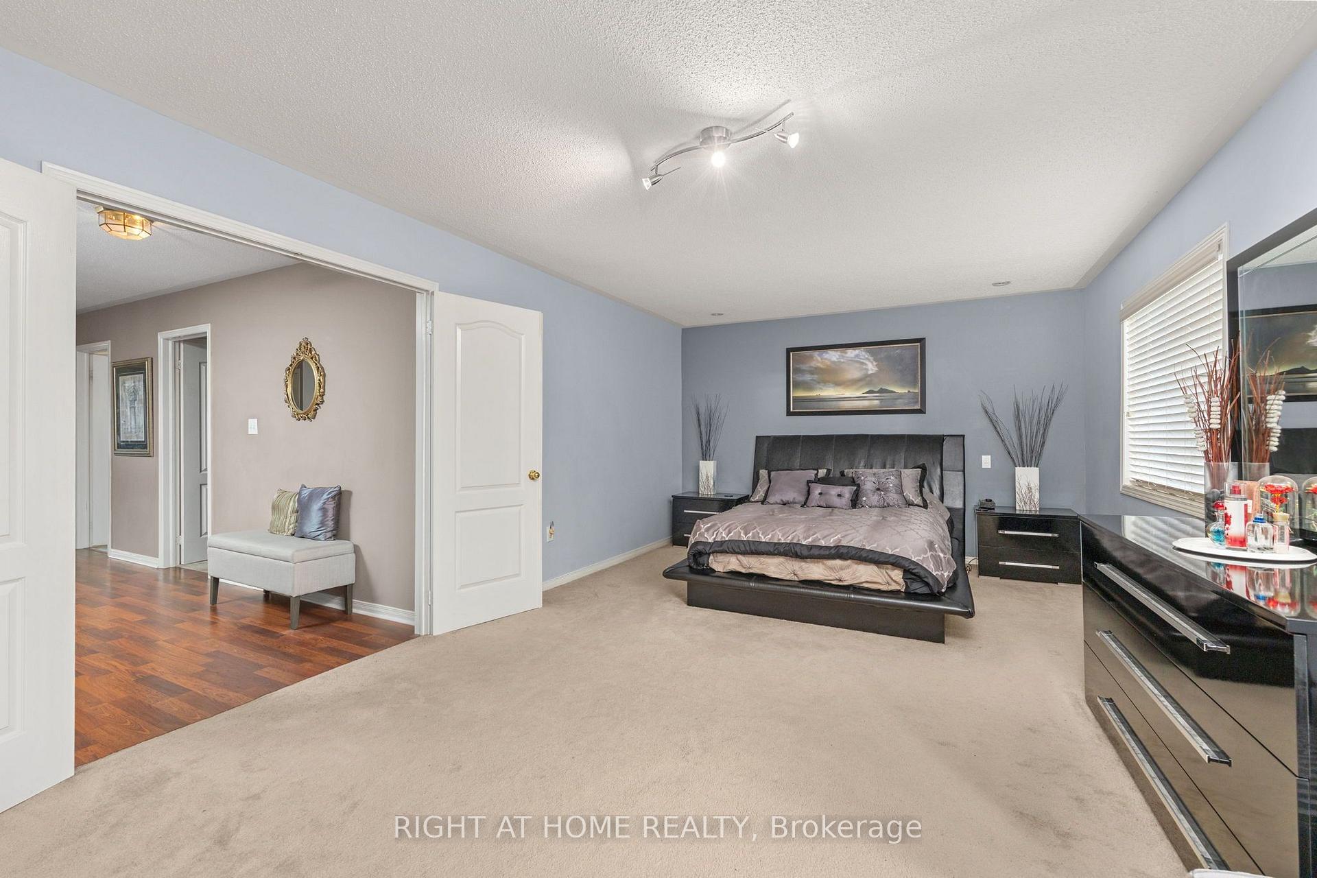Photo 17 of 13 Cassinway Road, Brampton, Sandringham-Wellington — HOMEH