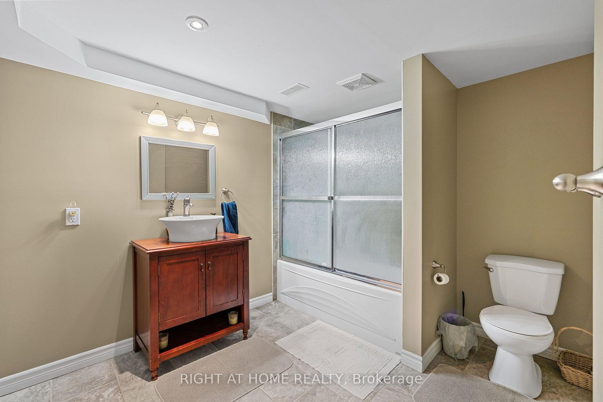 Photo 29 of 13 Cassinway Road, Brampton, Sandringham-Wellington — HOMEH