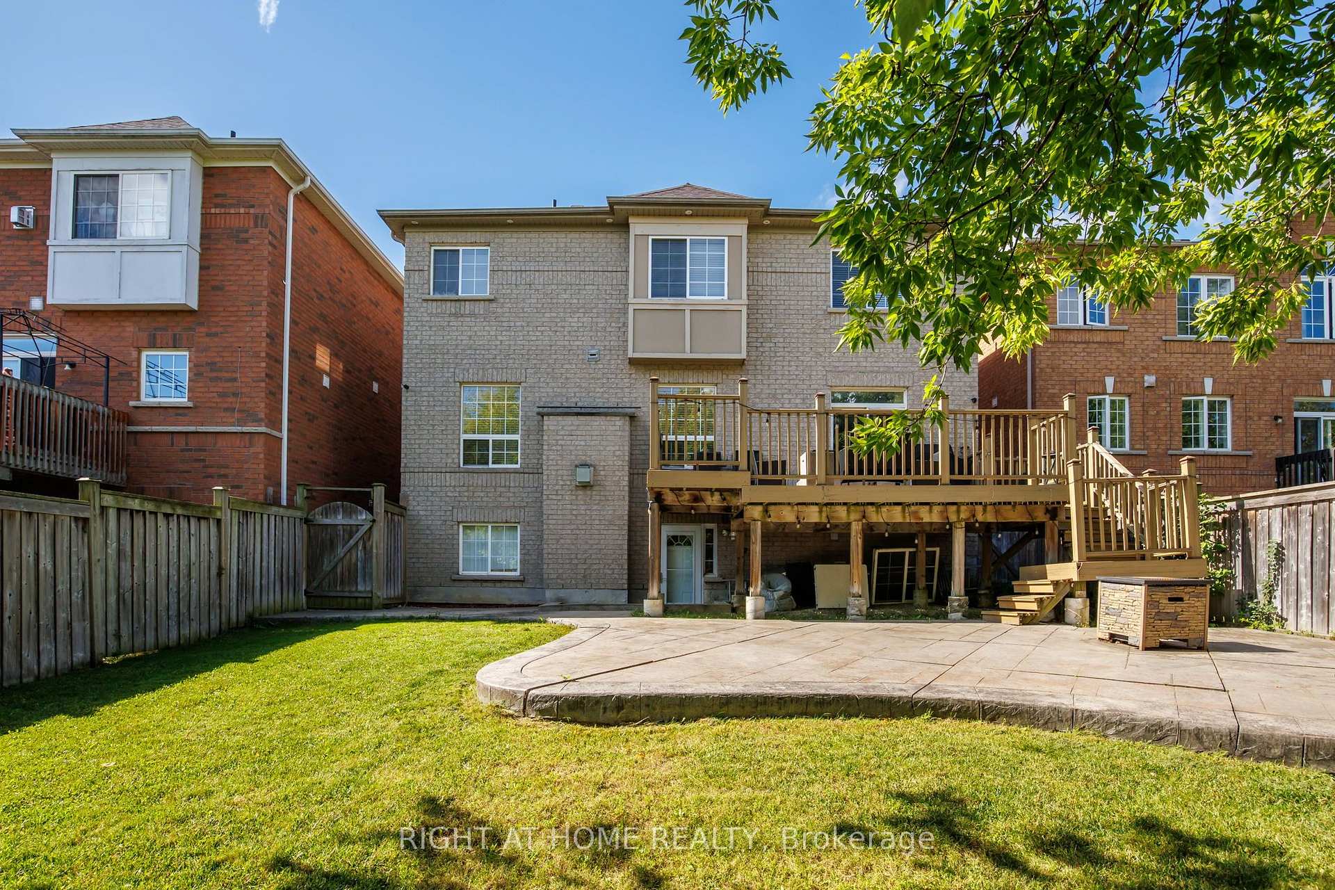 Photo 30 of 13 Cassinway Road, Brampton, Sandringham-Wellington — HOMEH