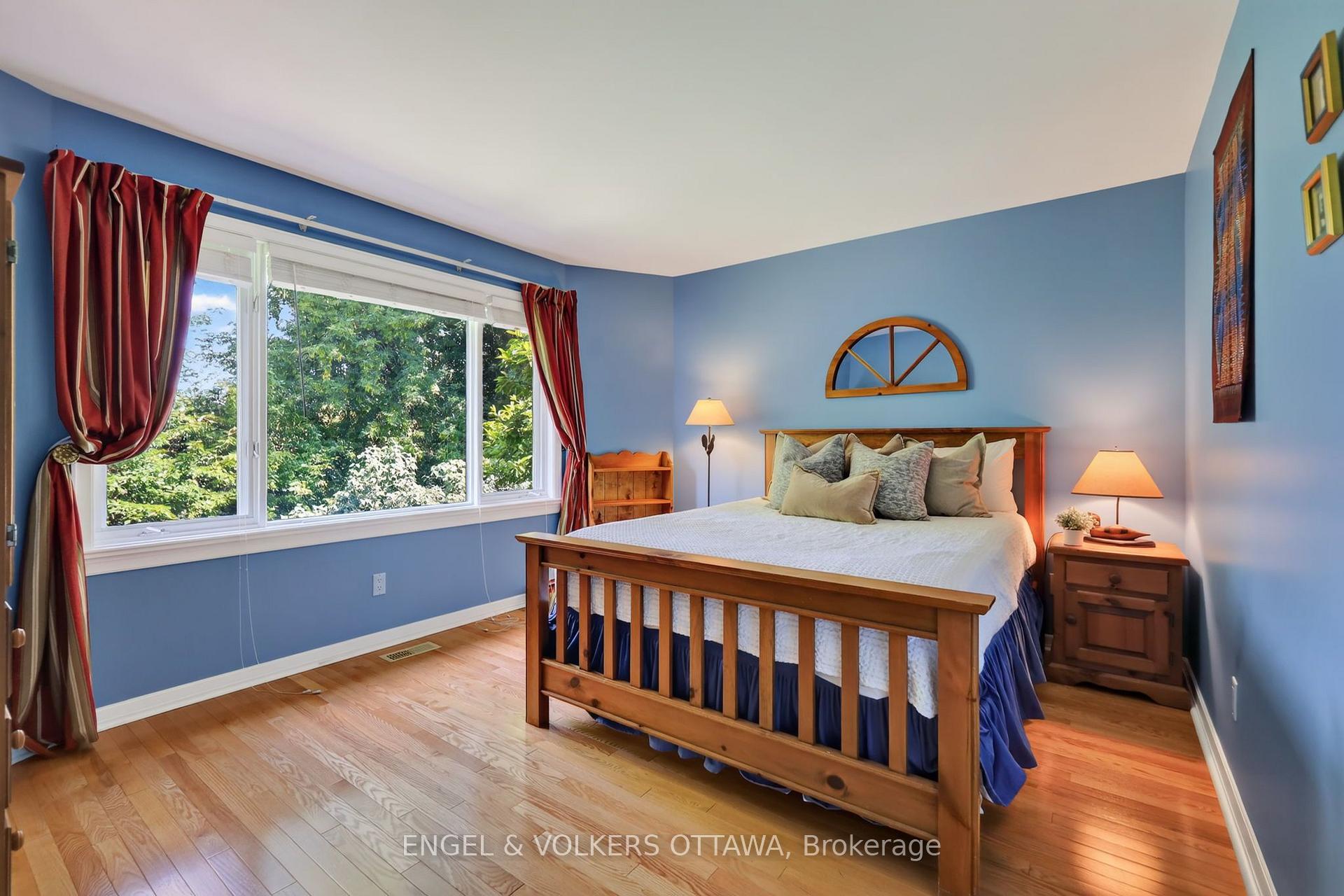 Photo 29 of 13 Chinook Crescent, Ottawa, Bruce Farm/Graham Park/Qualicum/Bellands — HOMEH