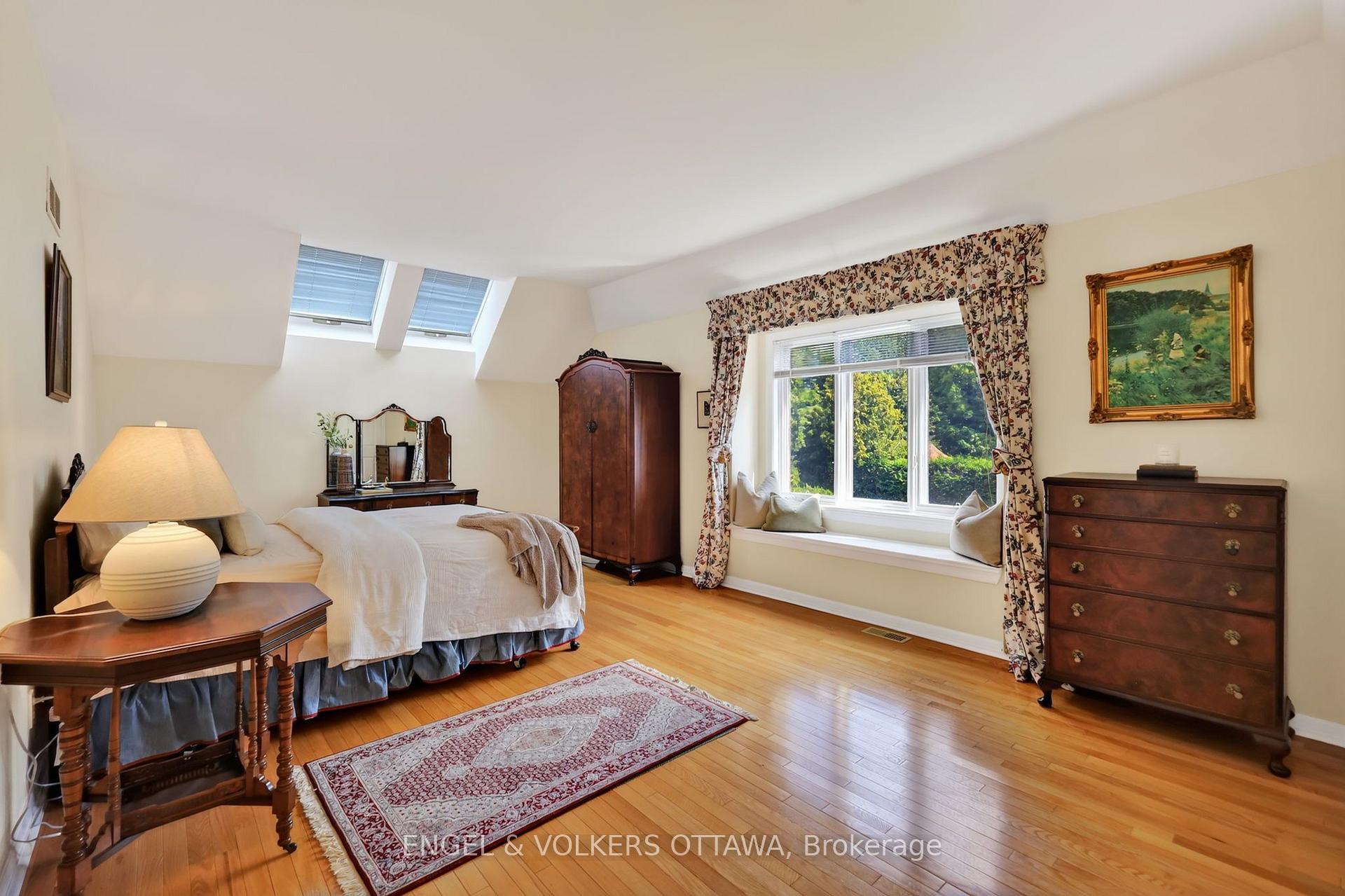 Photo 33 of 13 Chinook Crescent, Ottawa, Bruce Farm/Graham Park/Qualicum/Bellands — HOMEH