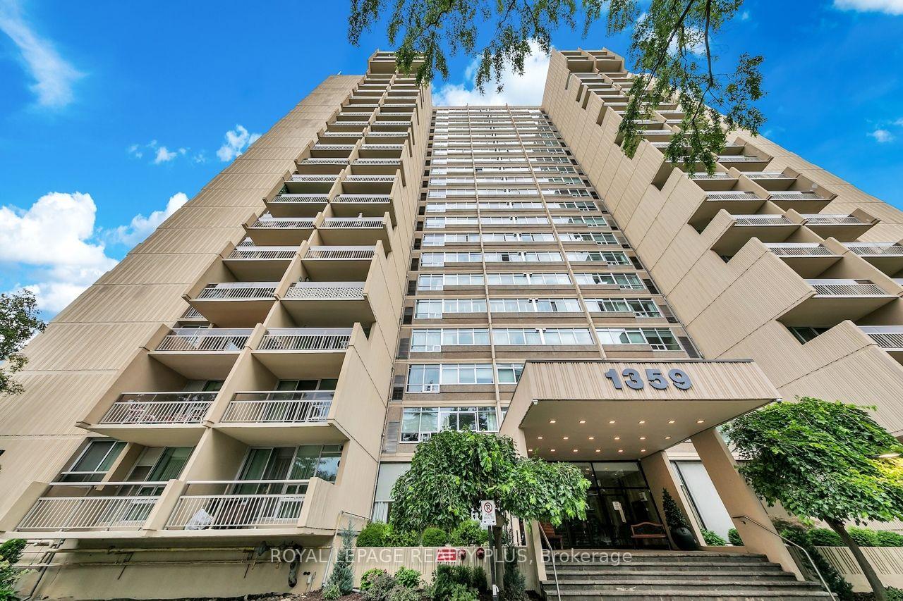 Photo of Unit 403, 1395 White Oaks Boulevard