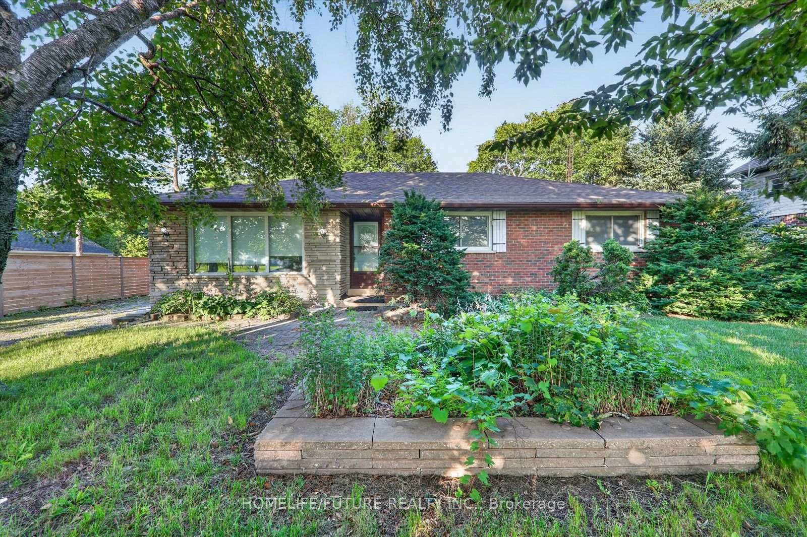 Photo of 2111 Prestonvale Road