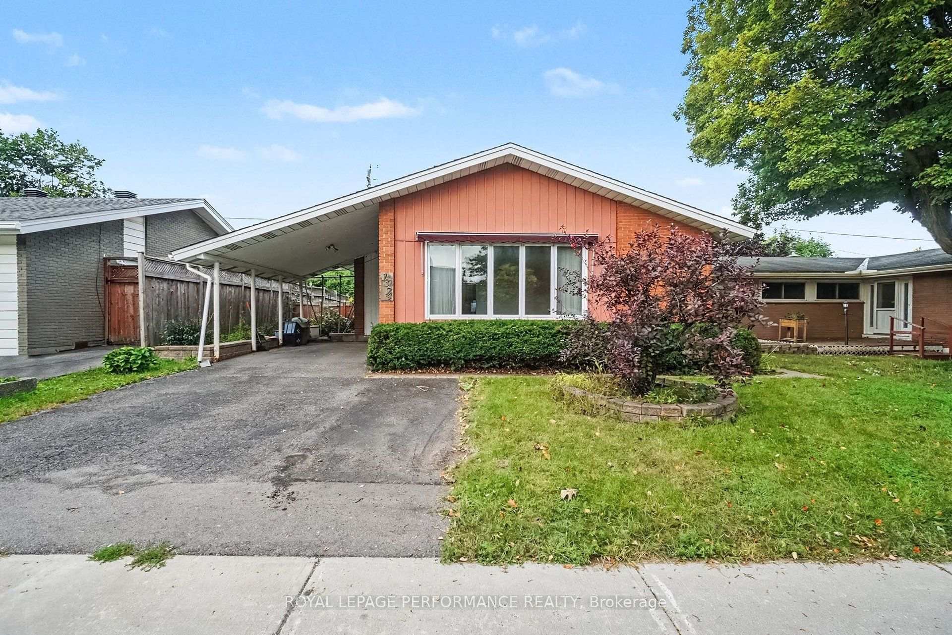 Photo 2 of 1374 Highgate Road, Ottawa, Parkway Park — HOMEH