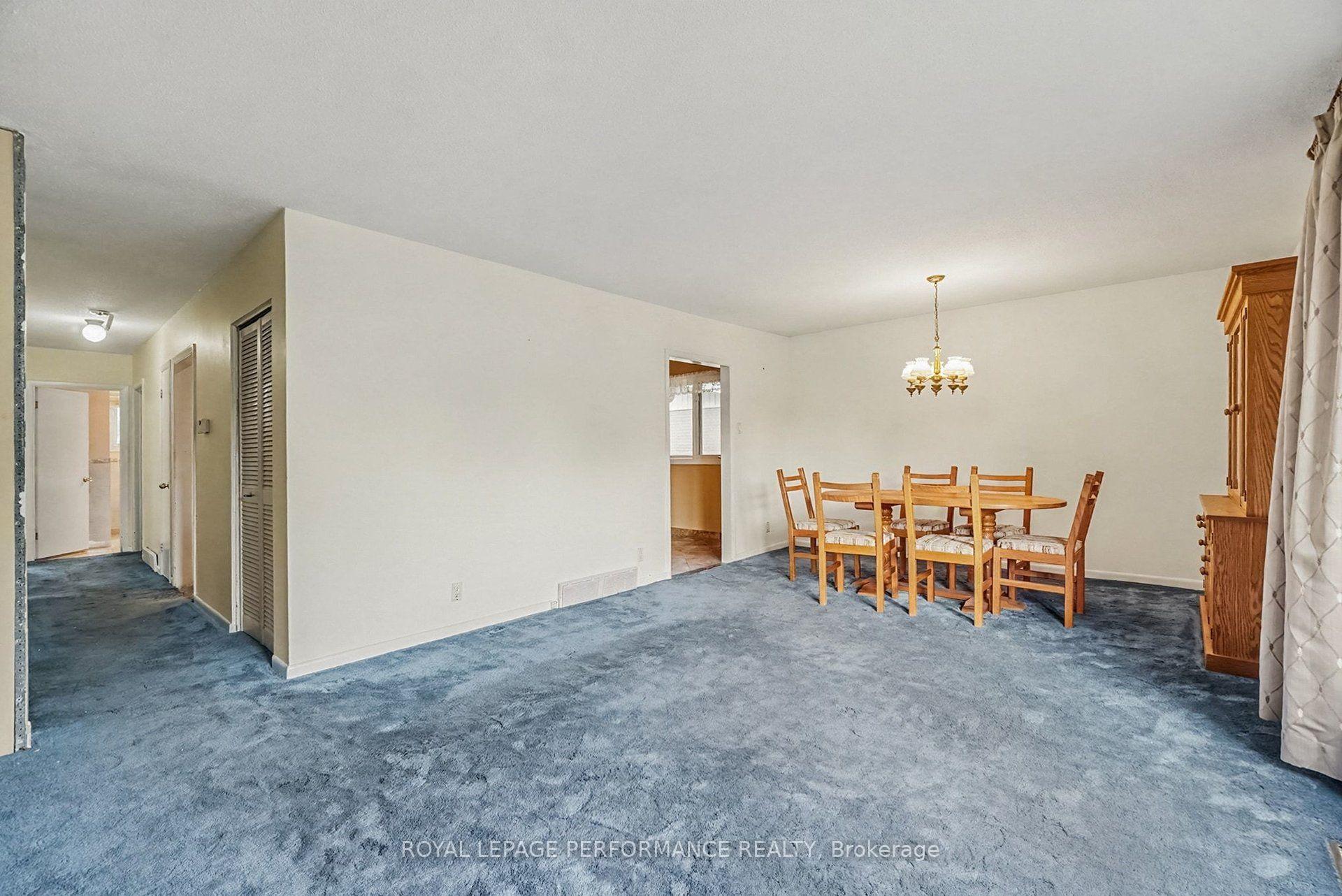 Photo 4 of 1374 Highgate Road, Ottawa, Parkway Park — HOMEH