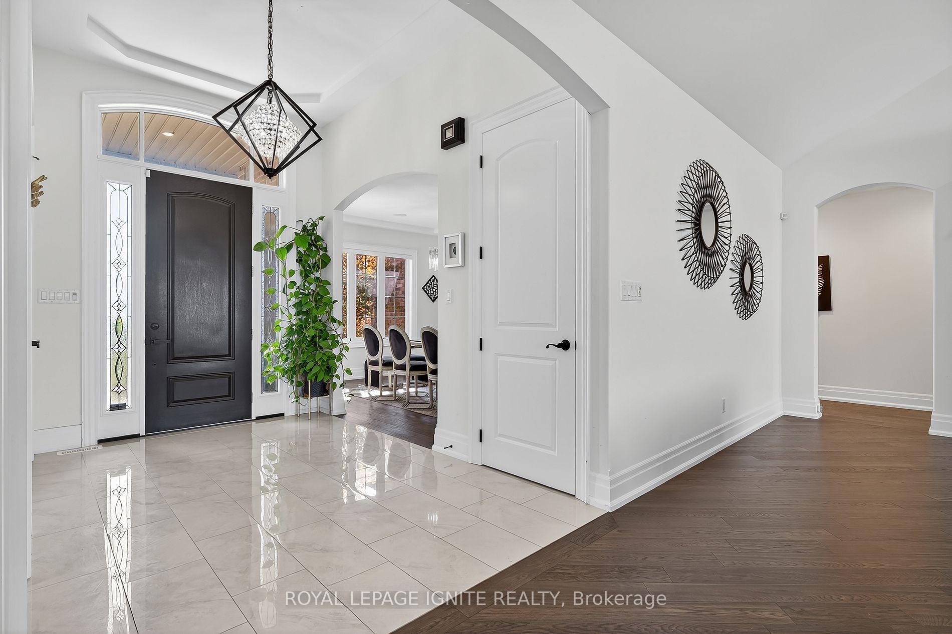 Photo 12 of 4659 Lobsinger Line, Wellesley — HOMEH
