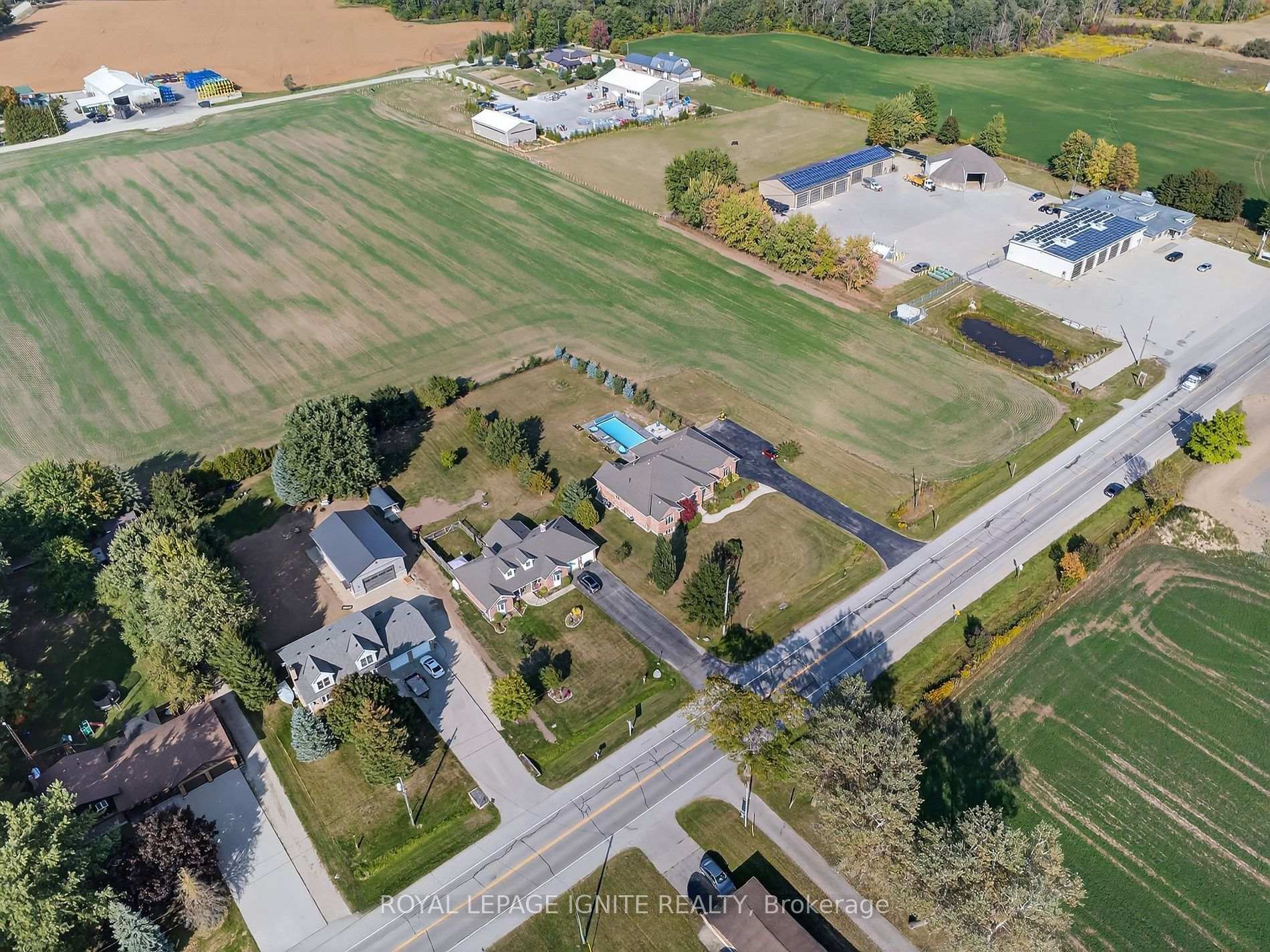 Photo 43 of 4659 Lobsinger Line, Wellesley — HOMEH