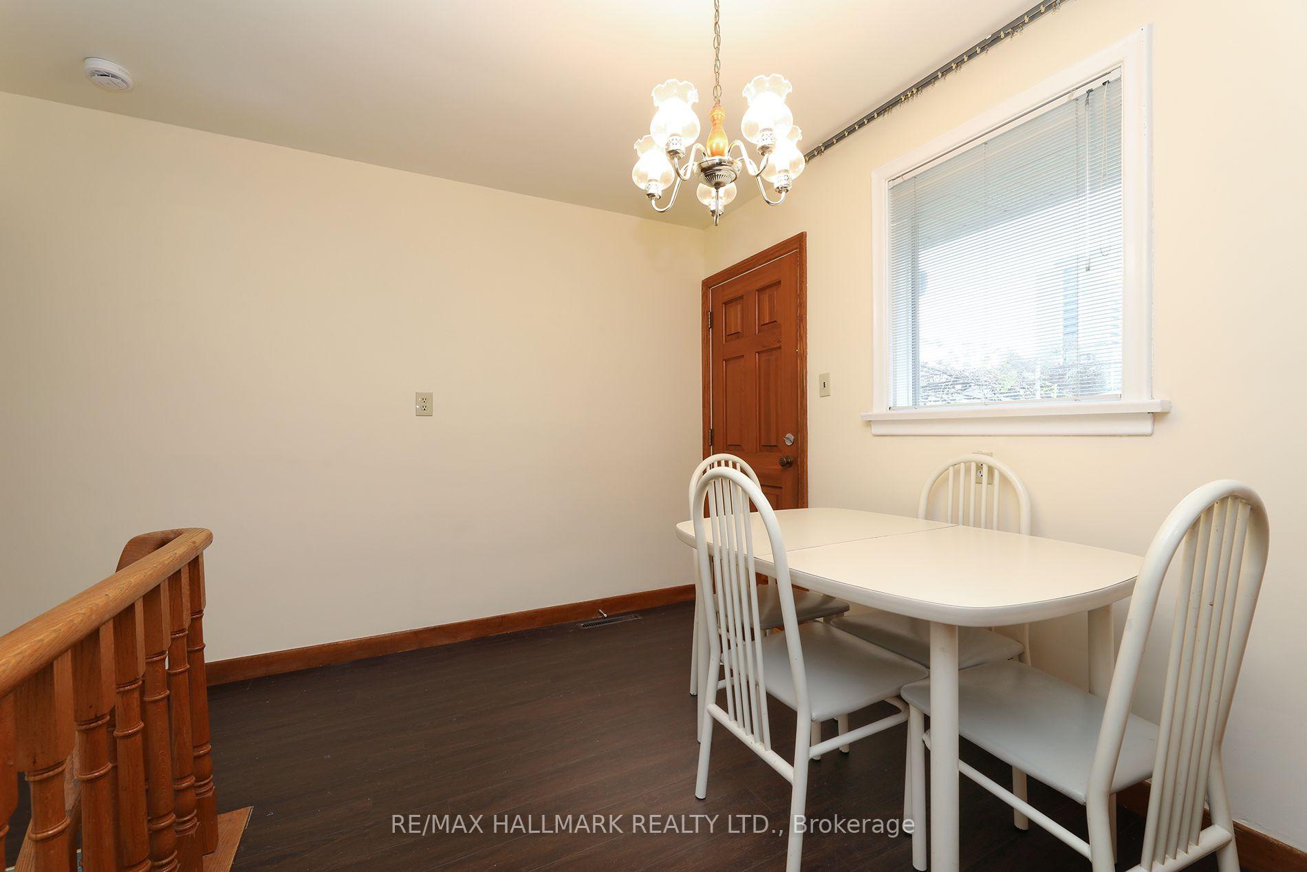 Photo 13 of 41 Commons Drive, Scarborough, Tam O'Shanter-Sullivan — HOMEH