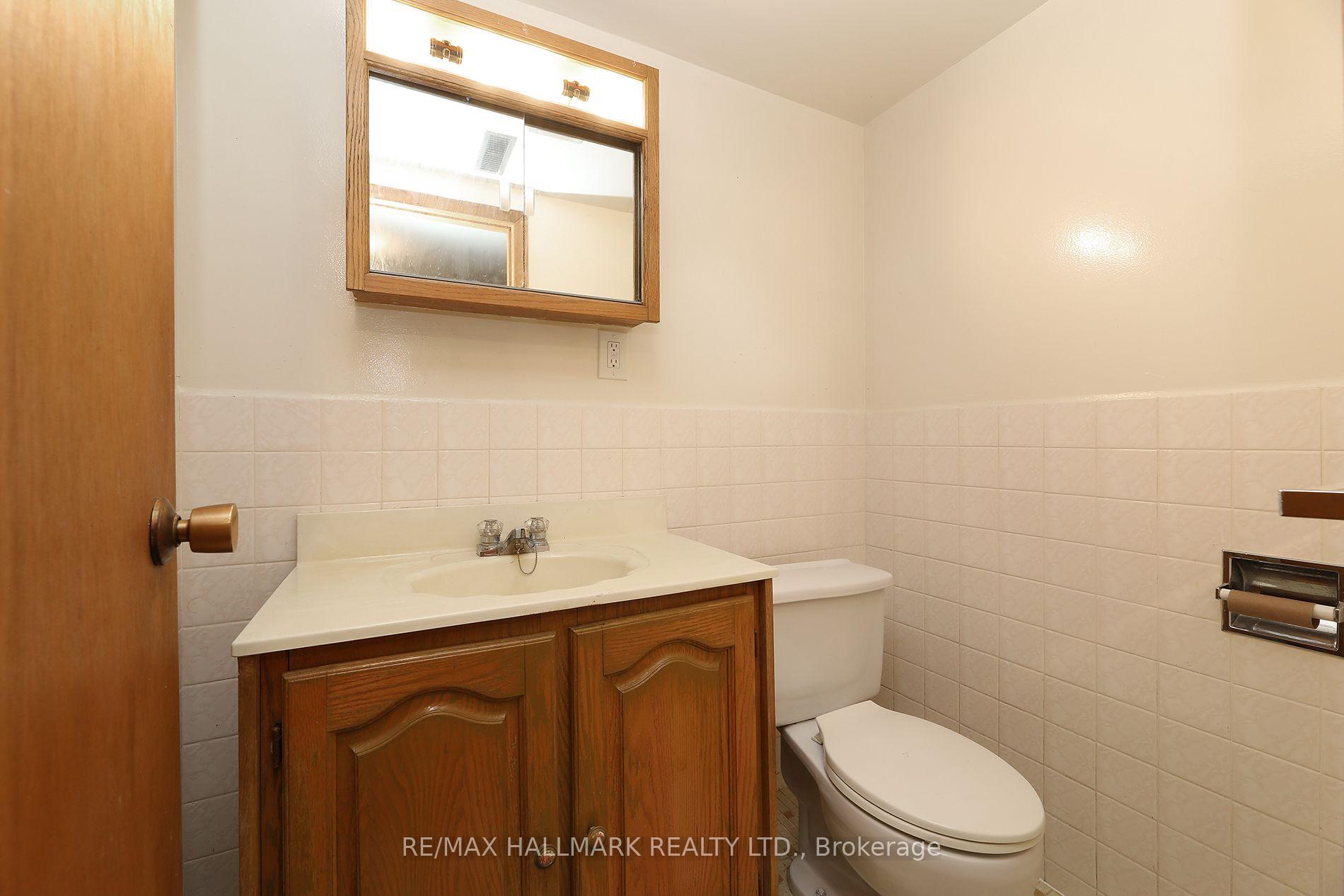 Photo 29 of 41 Commons Drive, Scarborough, Tam O'Shanter-Sullivan — HOMEH