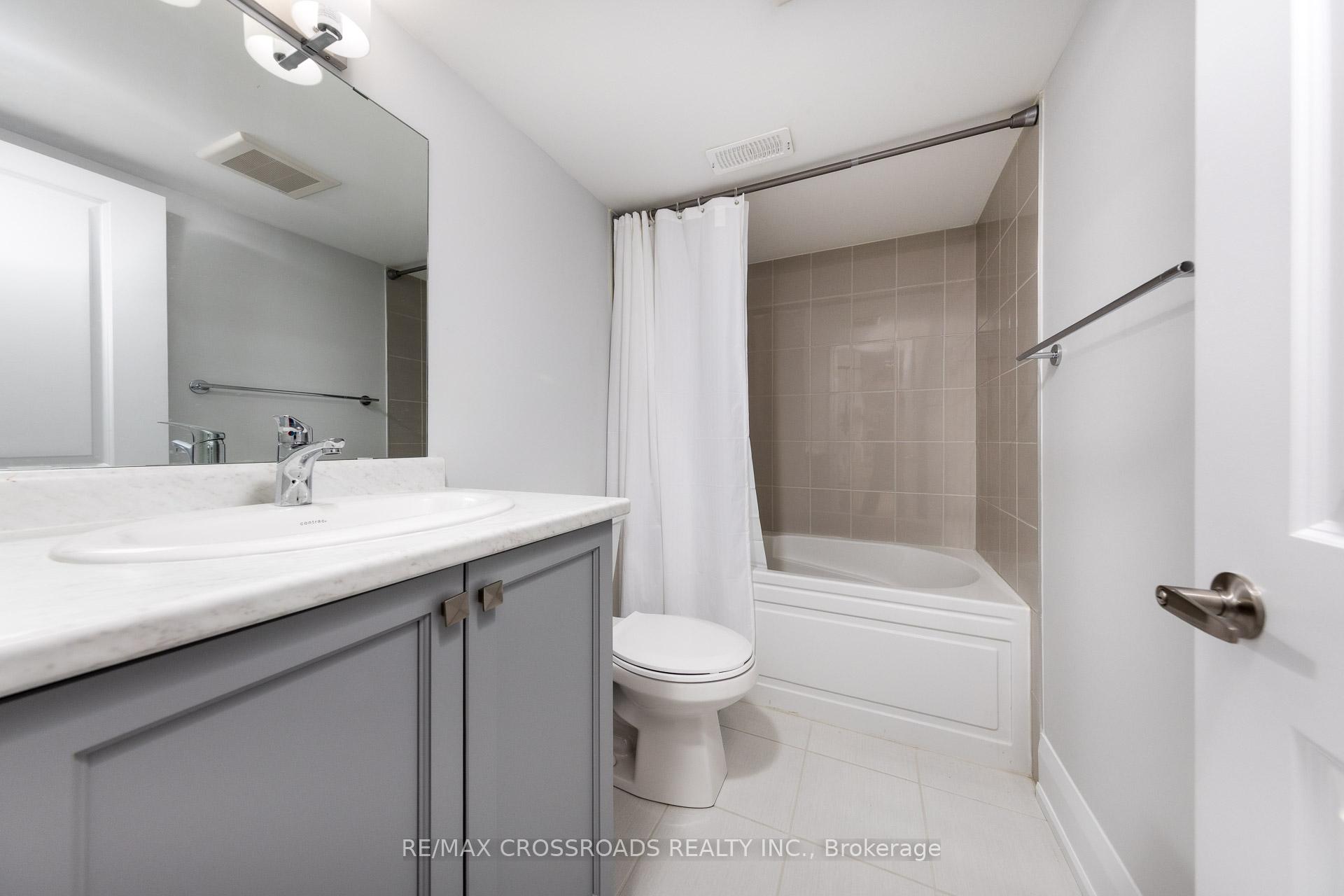 Photo 37 of 15 Percy Rye Avenue, Markham, Angus Glen — HOMEH