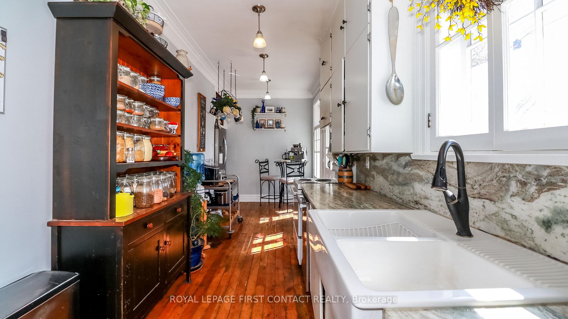 Photo 10 of 121 Mulcaster Street, Barrie, Codrington — HOMEH