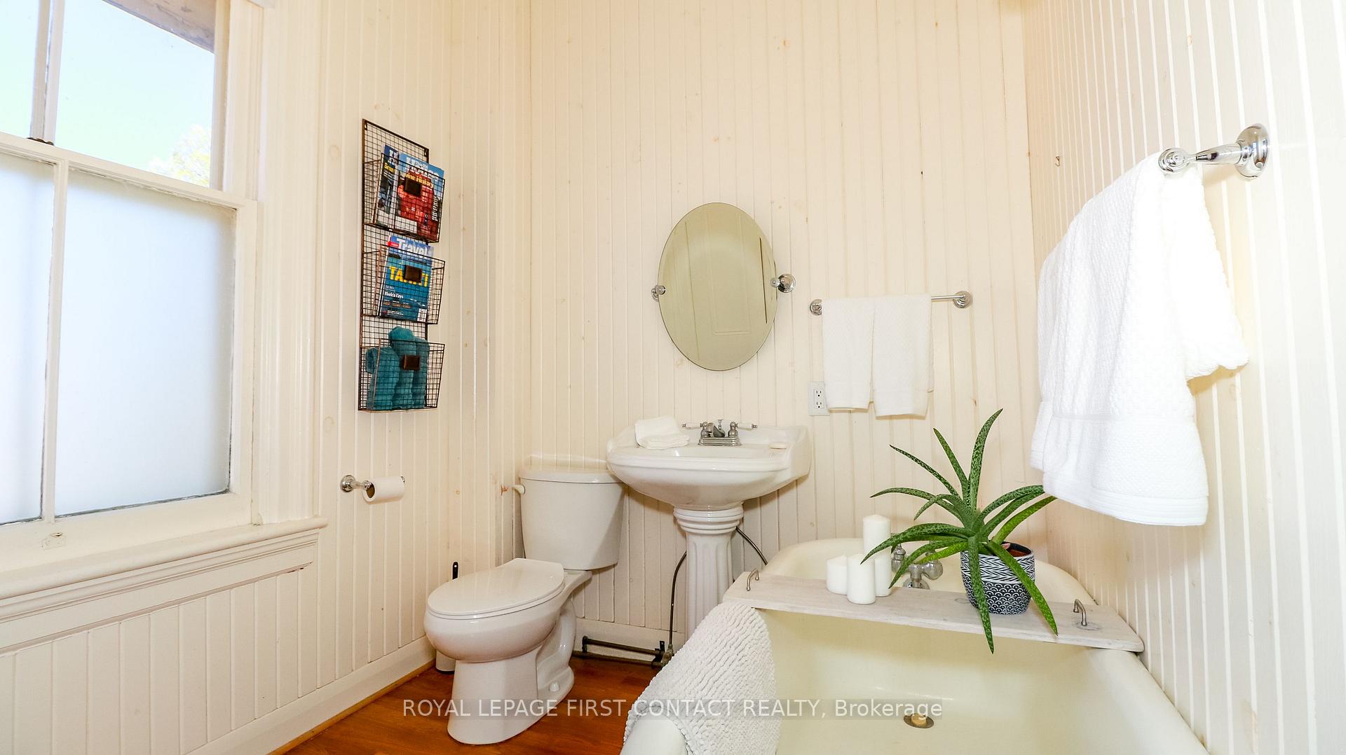 Photo 22 of 121 Mulcaster Street, Barrie, Codrington — HOMEH