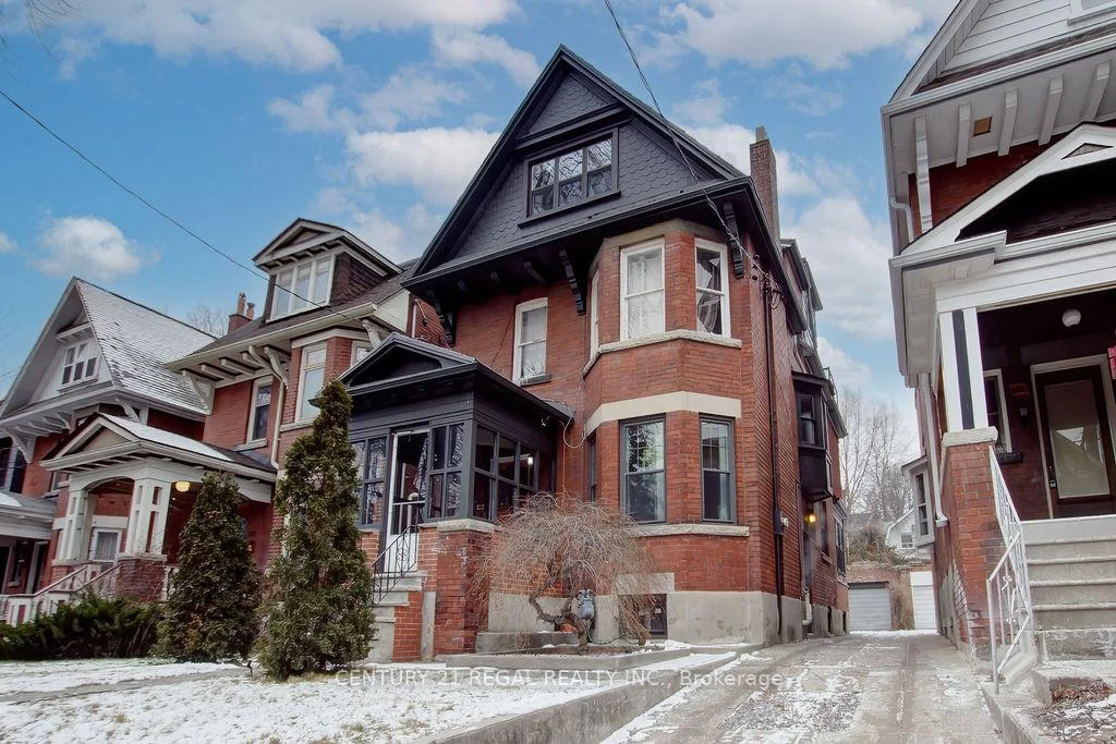 Photo 2 of 186 Grenadier Road, Toronto, High Park-Swansea — HOMEH