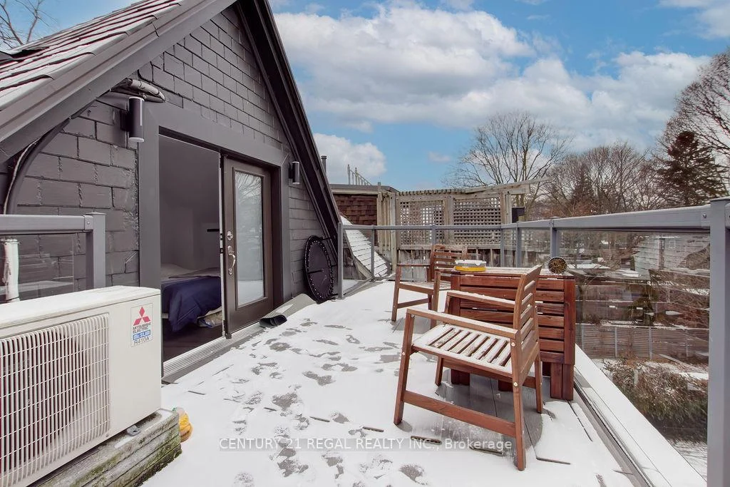 Photo 16 of 186 Grenadier Road, Toronto, High Park-Swansea — HOMEH