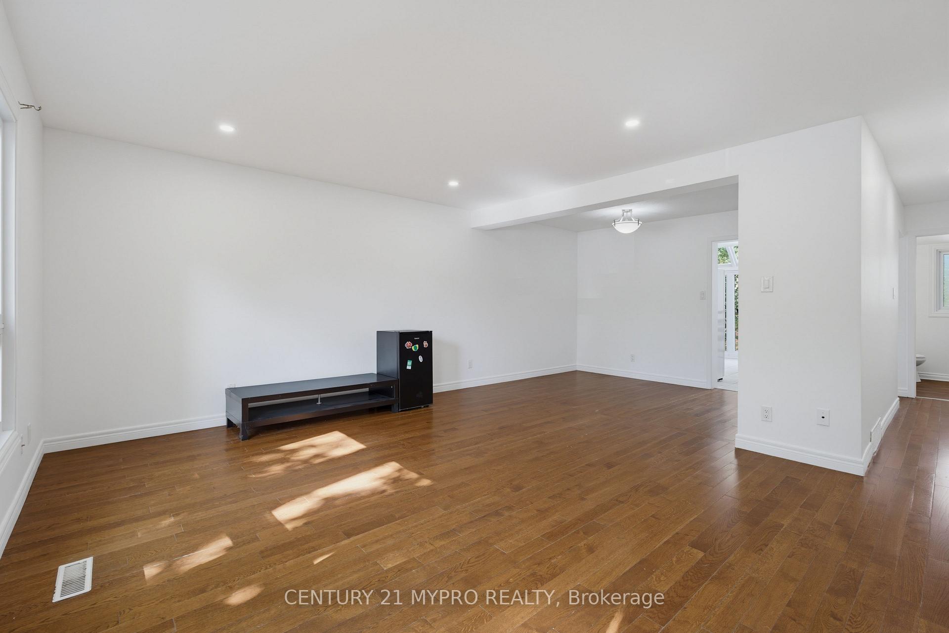 Photo 10 of Unit Unit #15, 683 Windermere Road, London, North G — HOMEH