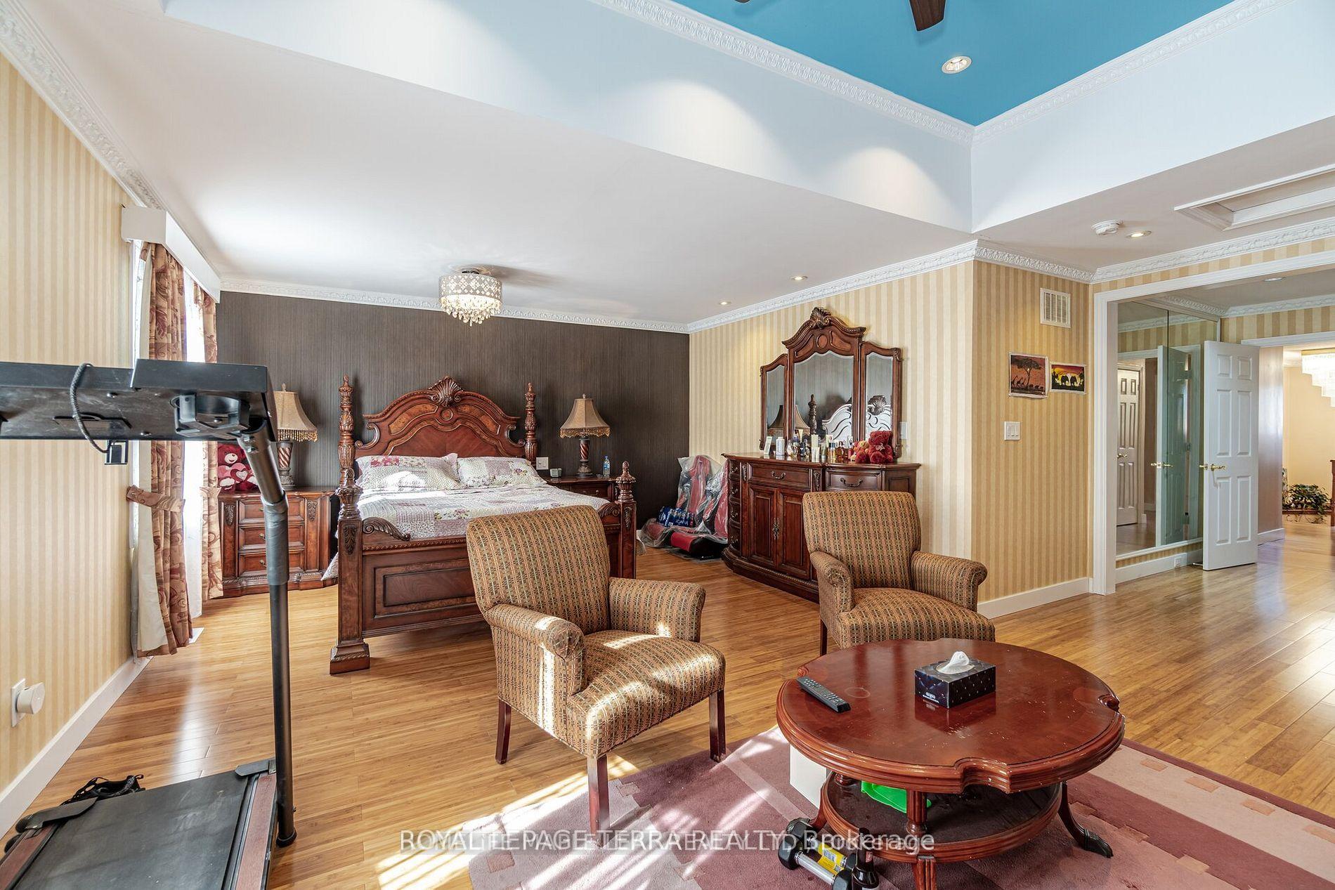 Photo 15 of 14 Sheringham Street, Brampton, Heart Lake West — HOMEH