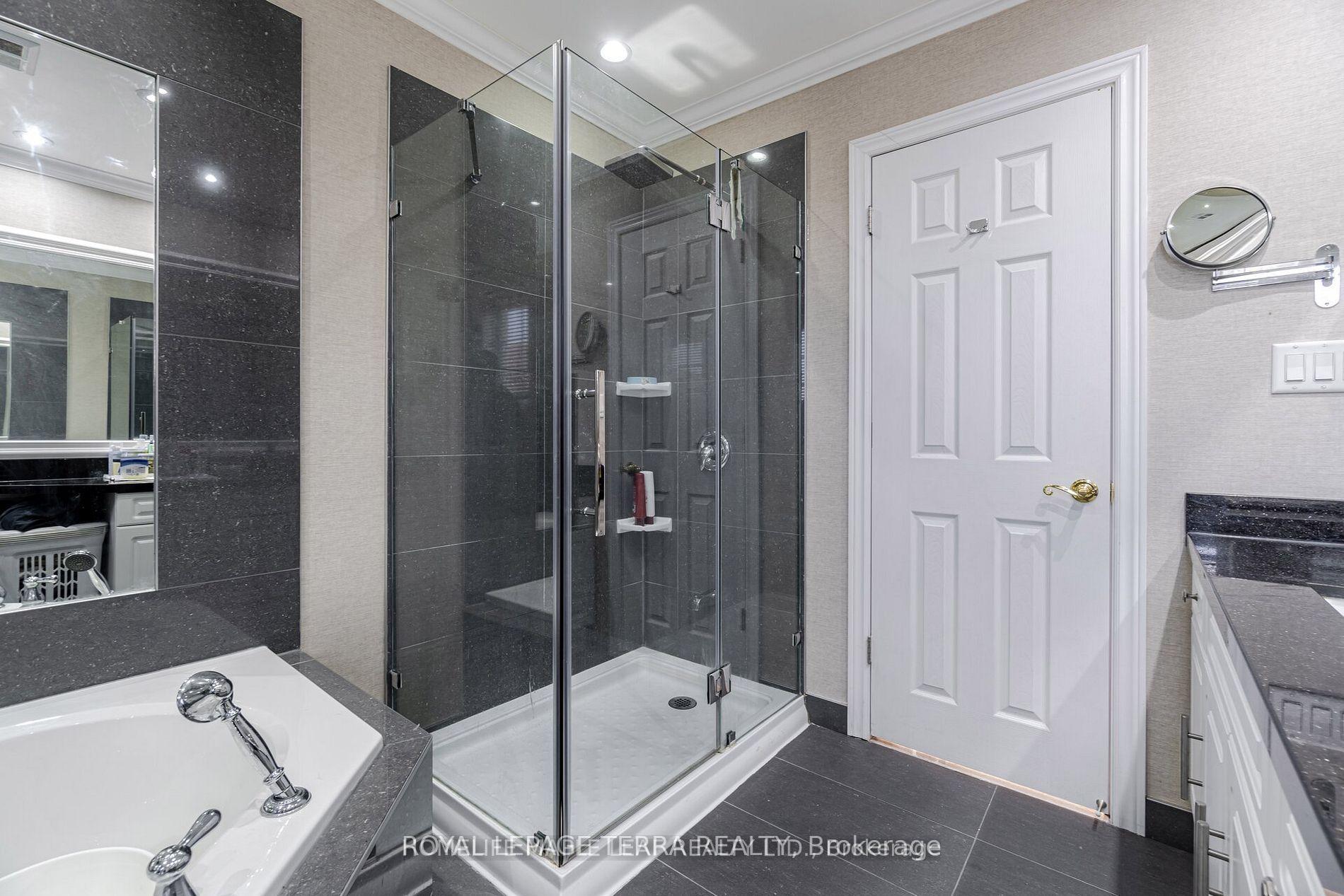 Photo 18 of 14 Sheringham Street, Brampton, Heart Lake West — HOMEH