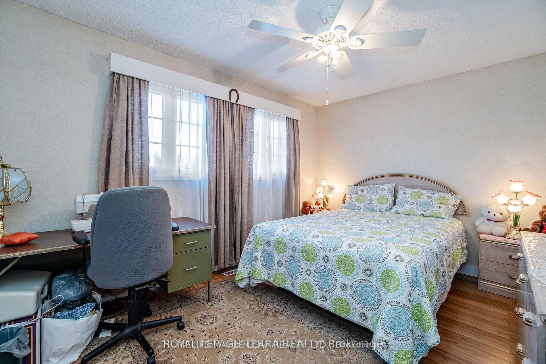 Photo 23 of 14 Sheringham Street, Brampton, Heart Lake West — HOMEH