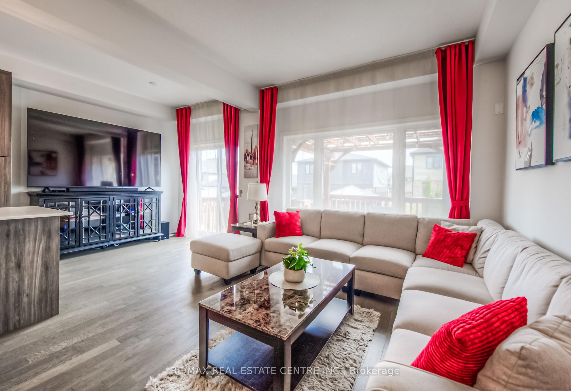 Photo 6 of 19 Baker Lane, Brant, Paris — HOMEH