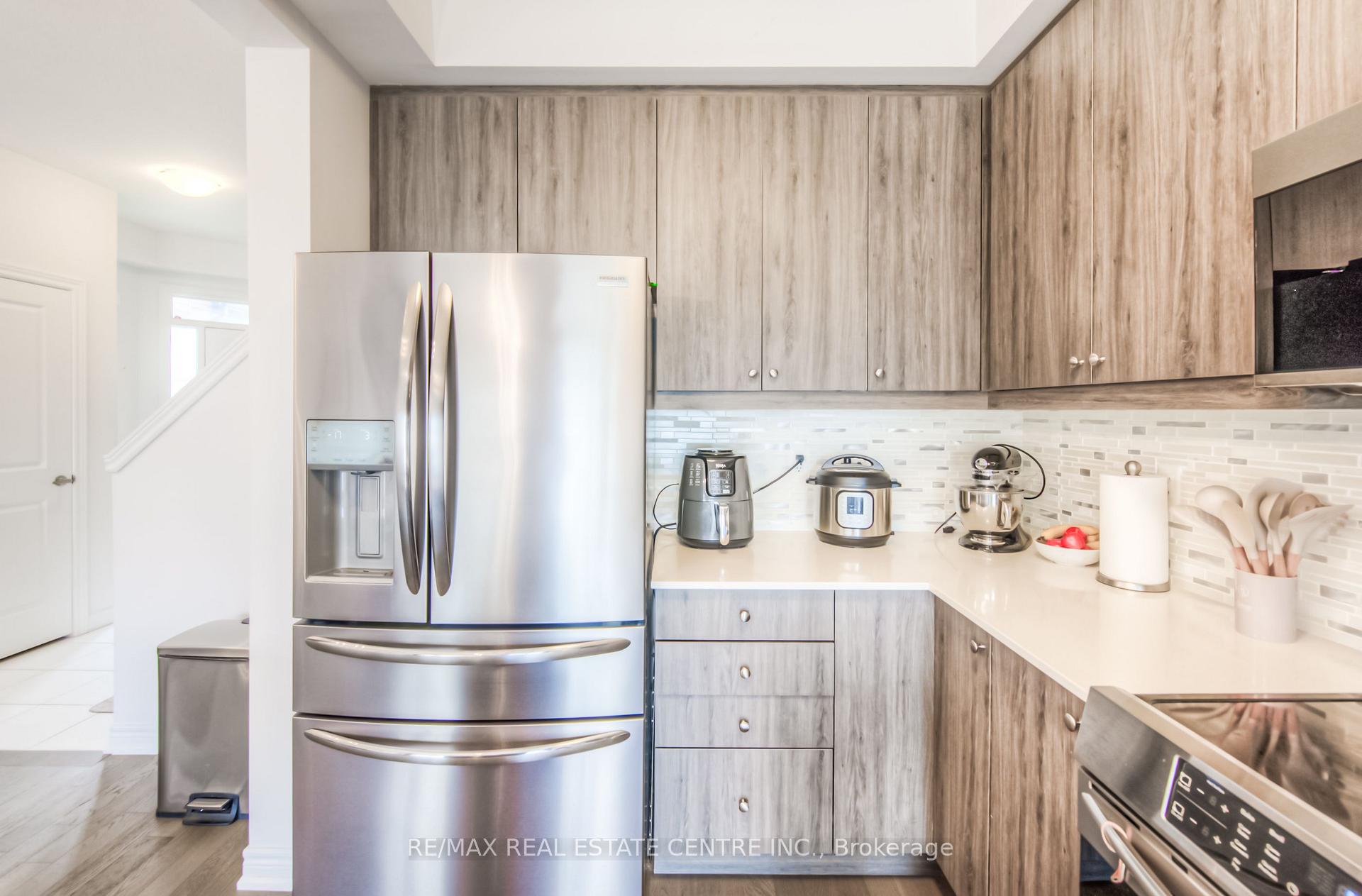 Photo 10 of 19 Baker Lane, Brant, Paris — HOMEH