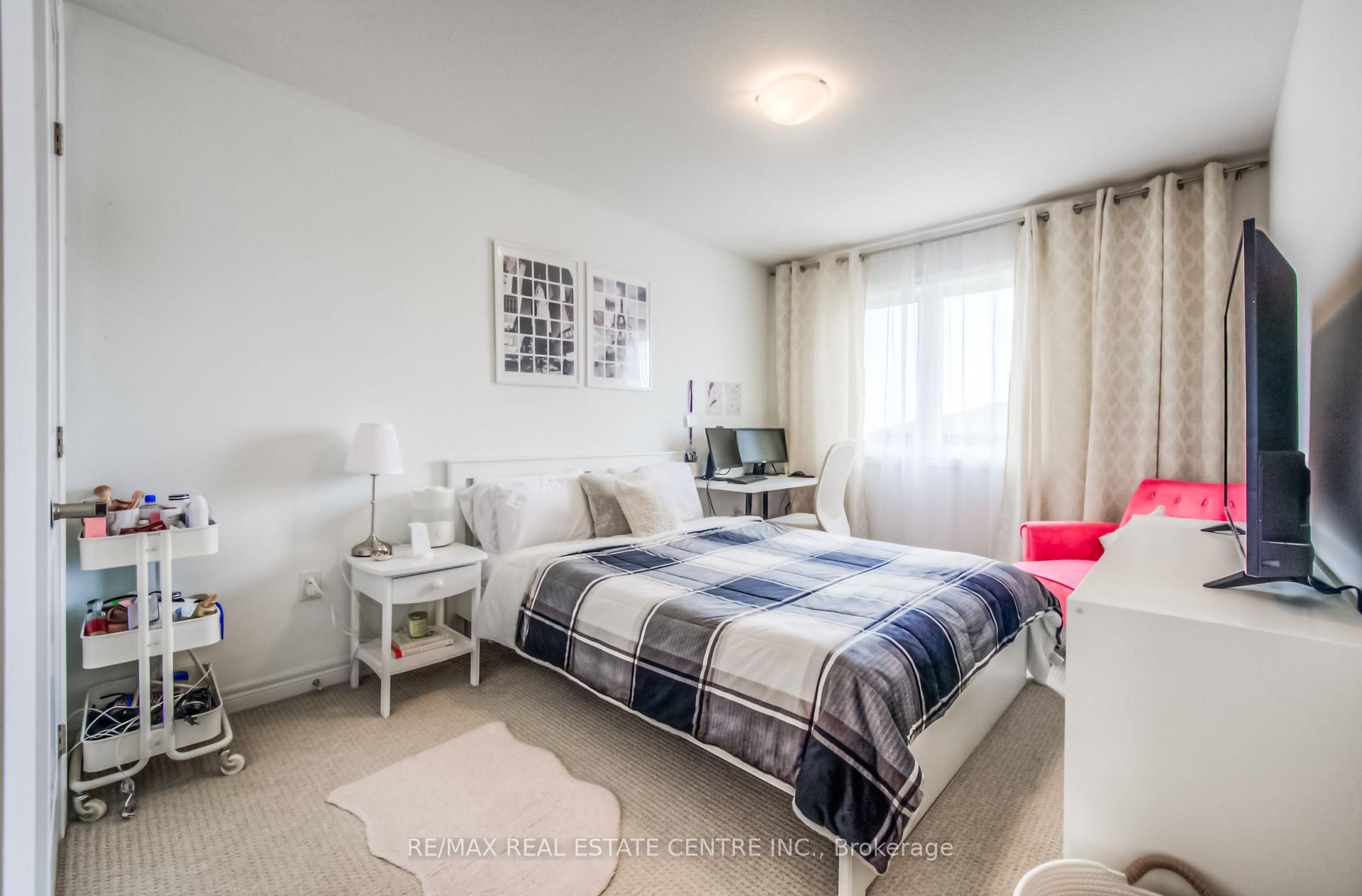 Photo 14 of 19 Baker Lane, Brant, Paris — HOMEH