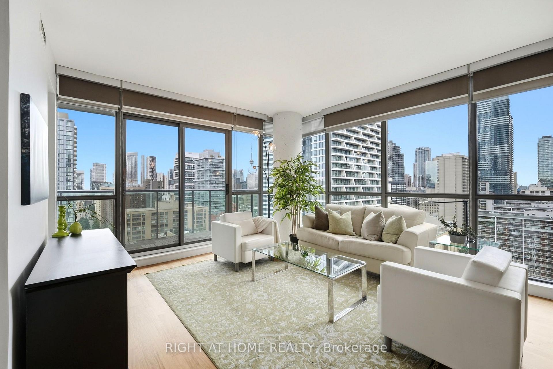 Photo 3 of Unit 1908, 285 Mutual Street, Toronto, Church-Yonge Corridor — HOMEH