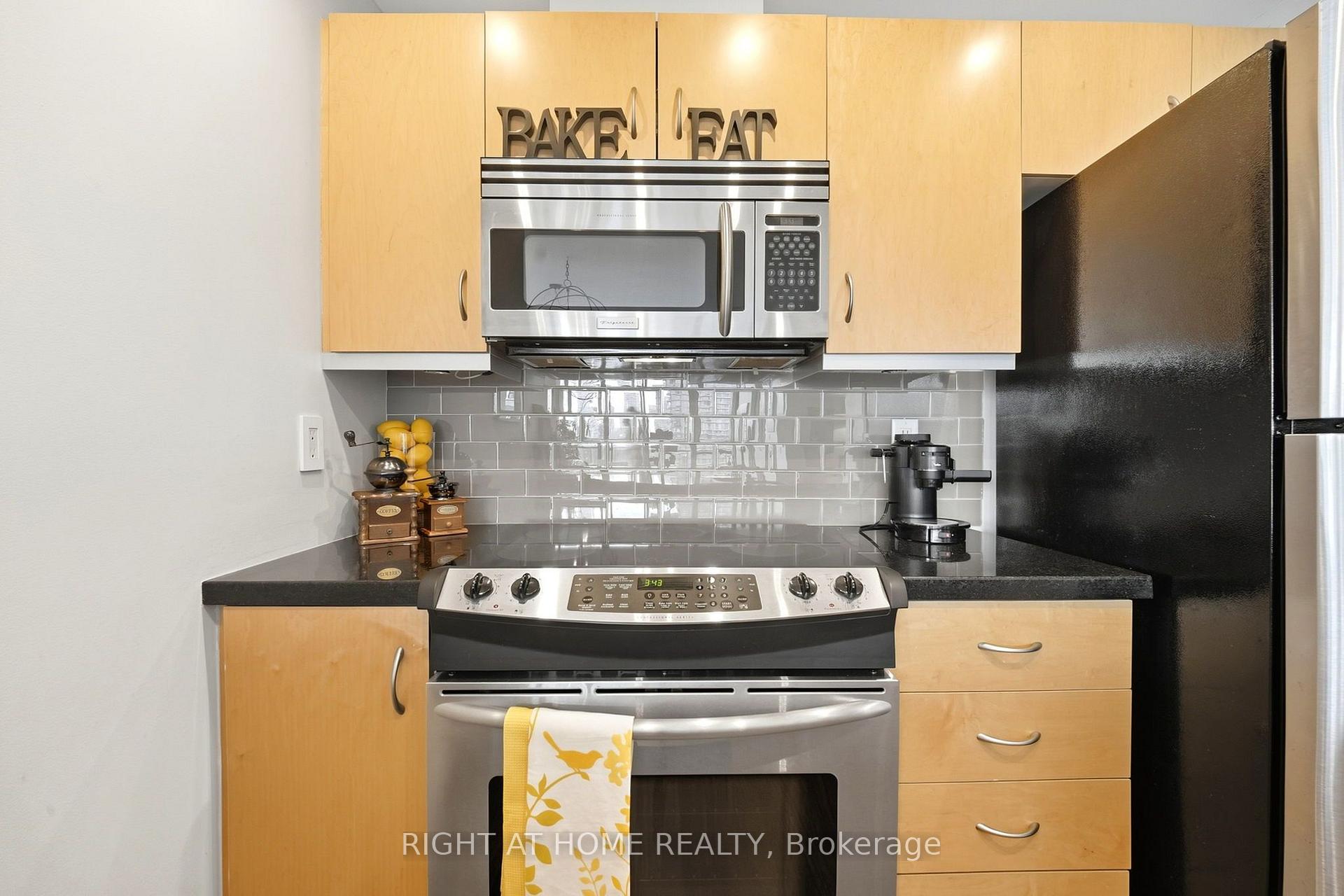 Photo 10 of Unit 1908, 285 Mutual Street, Toronto, Church-Yonge Corridor — HOMEH