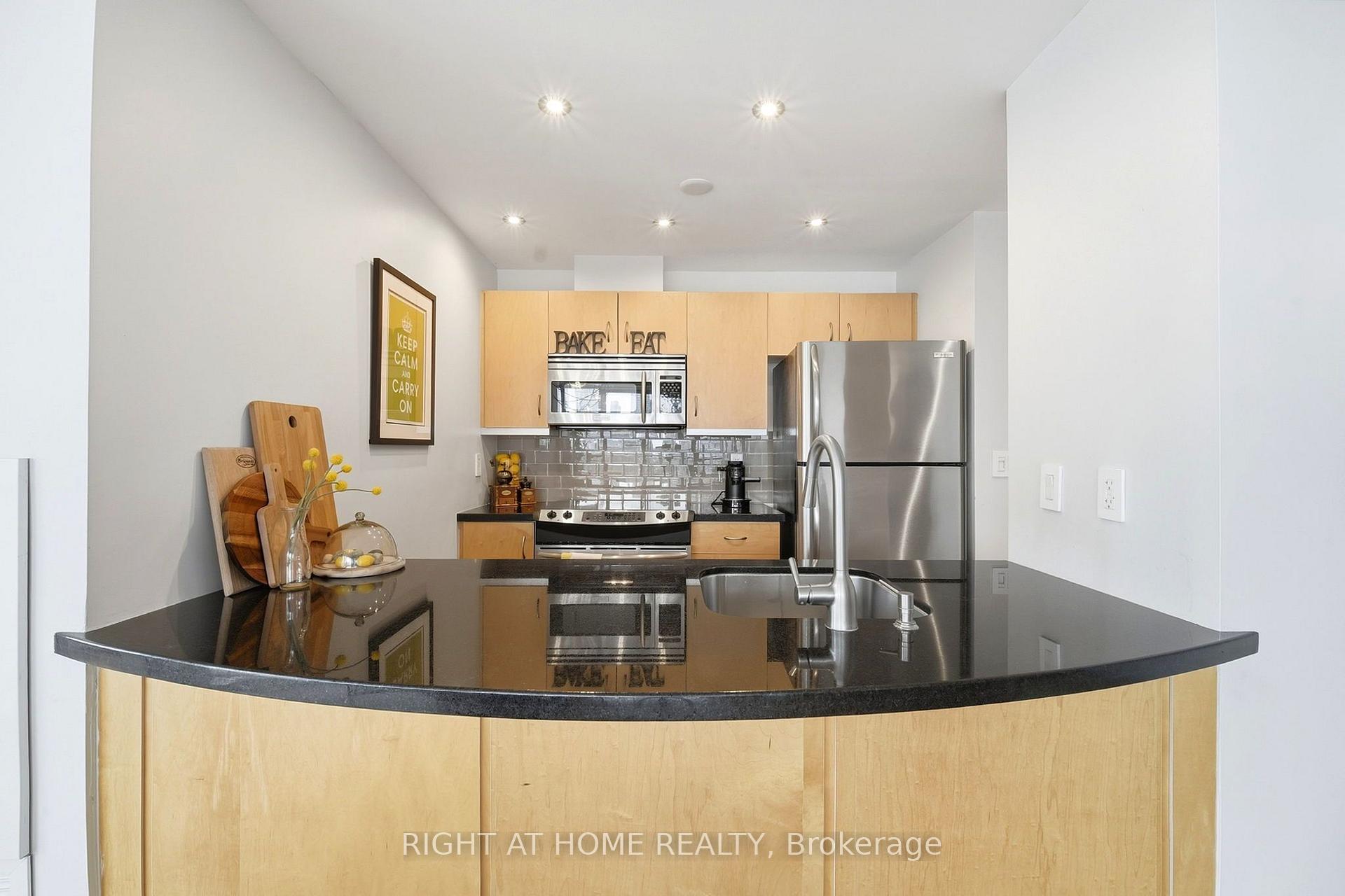 Photo 12 of Unit 1908, 285 Mutual Street, Toronto, Church-Yonge Corridor — HOMEH