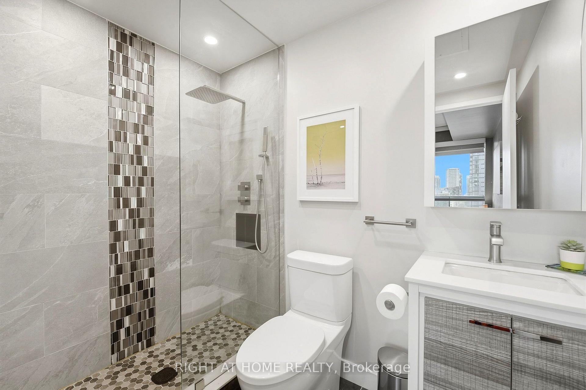 Photo 16 of Unit 1908, 285 Mutual Street, Toronto, Church-Yonge Corridor — HOMEH