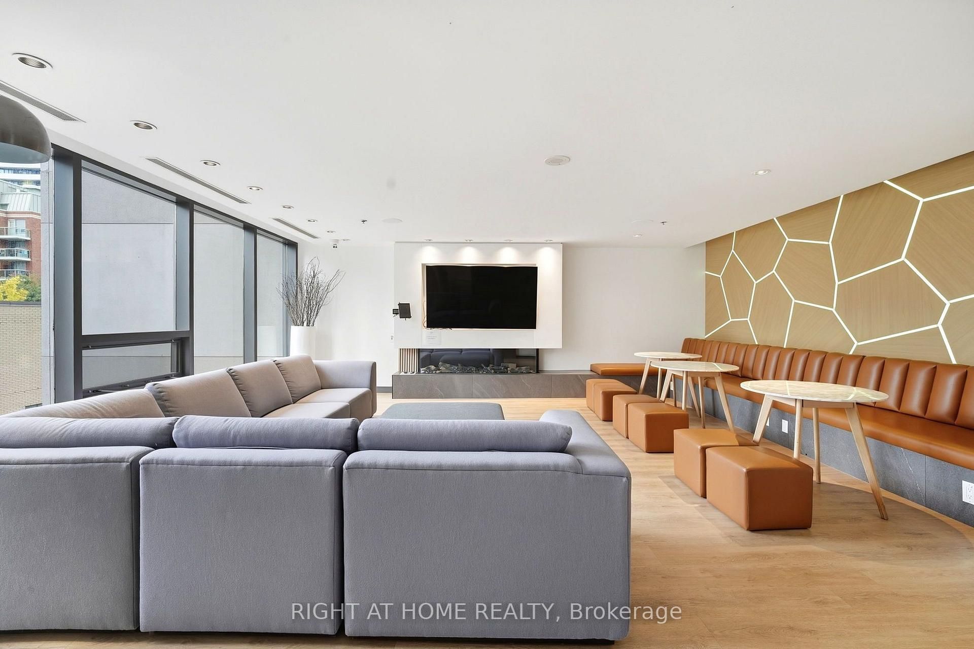 Photo 28 of Unit 1908, 285 Mutual Street, Toronto, Church-Yonge Corridor — HOMEH