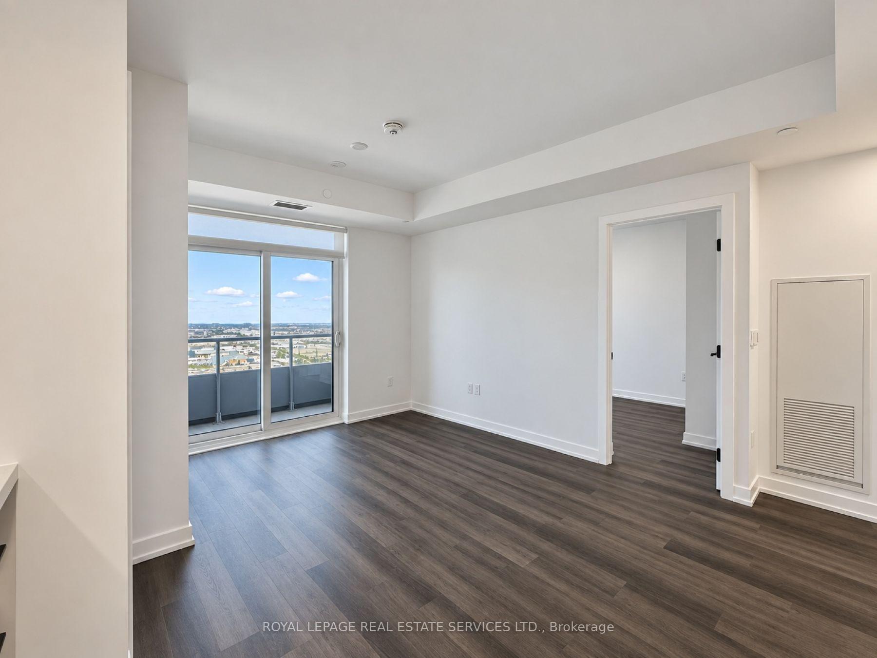 Photo 3 of Unit 1701, 5 Meadowdale Road, Vaughan, Vaughan Corporate Centre — HOMEH