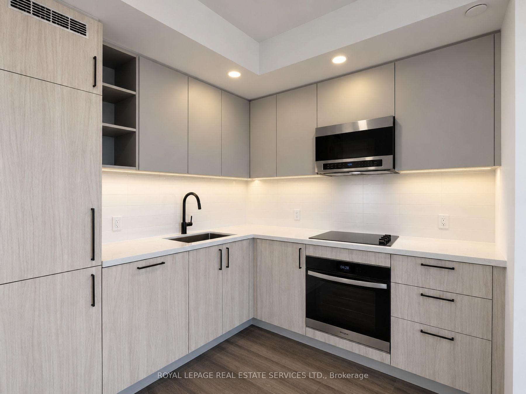 Photo 4 of Unit 1701, 5 Meadowdale Road, Vaughan, Vaughan Corporate Centre — HOMEH