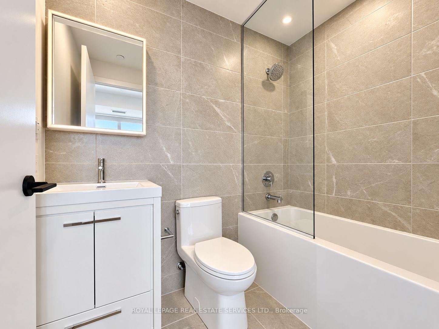 Photo 7 of Unit 1701, 5 Meadowdale Road, Vaughan, Vaughan Corporate Centre — HOMEH