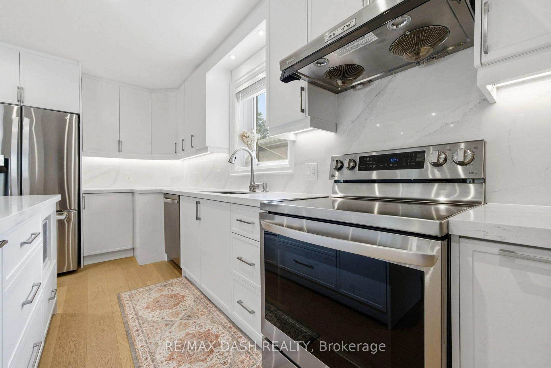 Photo 11 of 111 Gorman Park Road, North York, Clanton Park — HOMEH