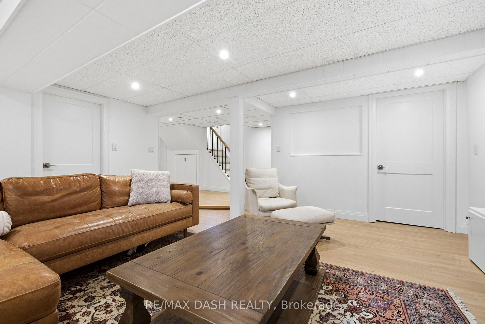 Photo 24 of 111 Gorman Park Road, North York, Clanton Park — HOMEH