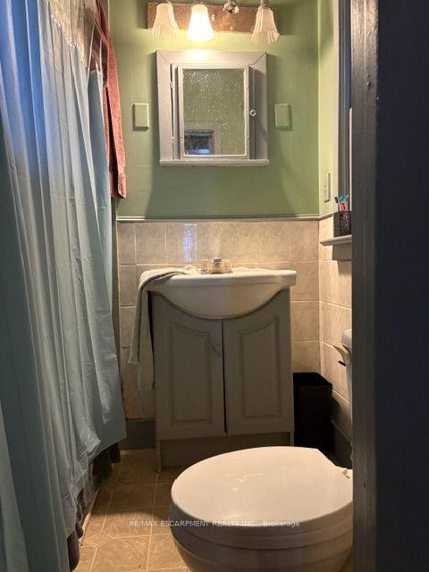 Photo 11 of 38 Spadina Avenue, Hamilton, Stipley — HOMEH