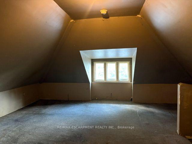 Photo 21 of 38 Spadina Avenue, Hamilton, Stipley — HOMEH